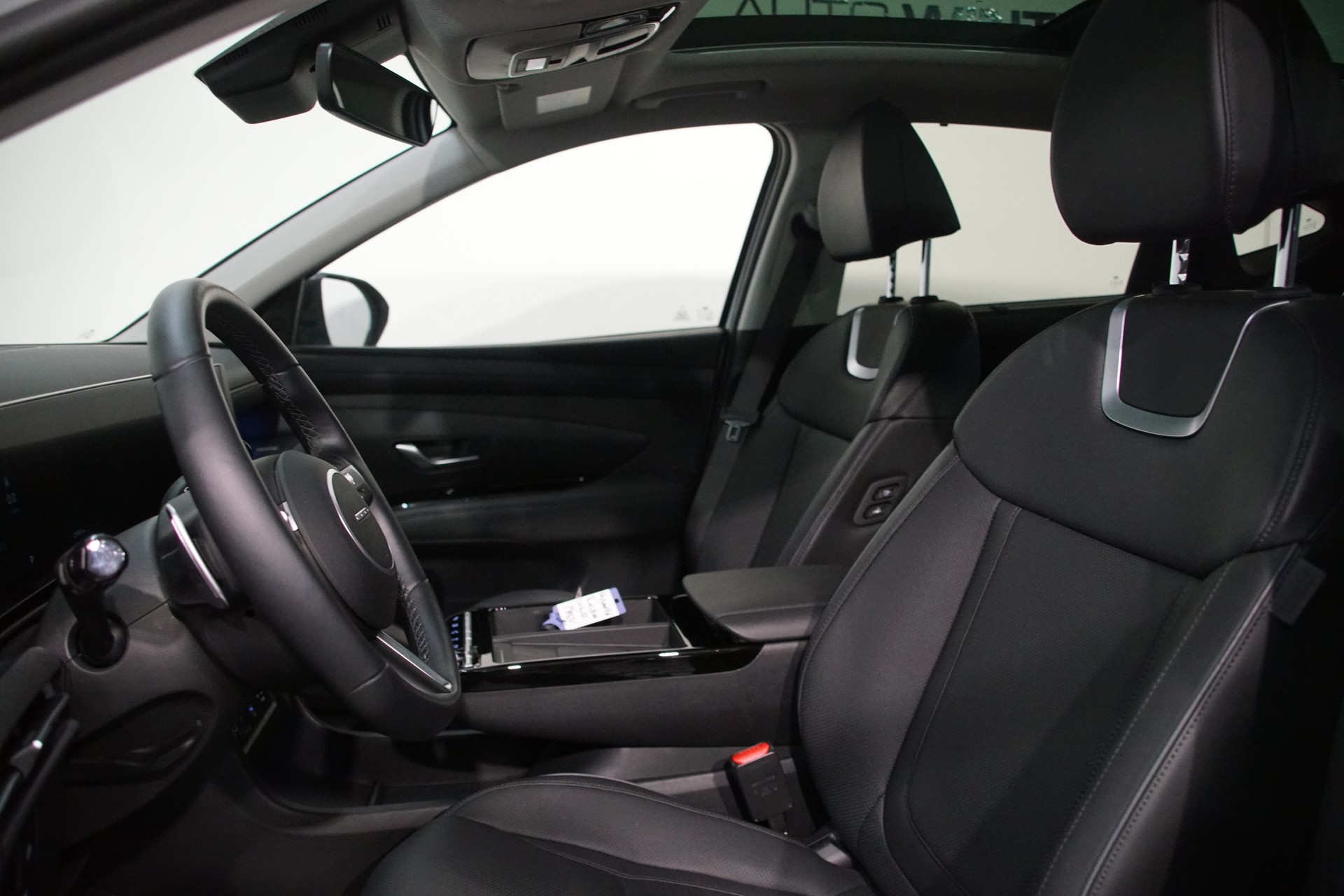 HYUNDAI Tucson 1.6 TGDI PHEV Vertex 4WD ++SWISS++ - 11