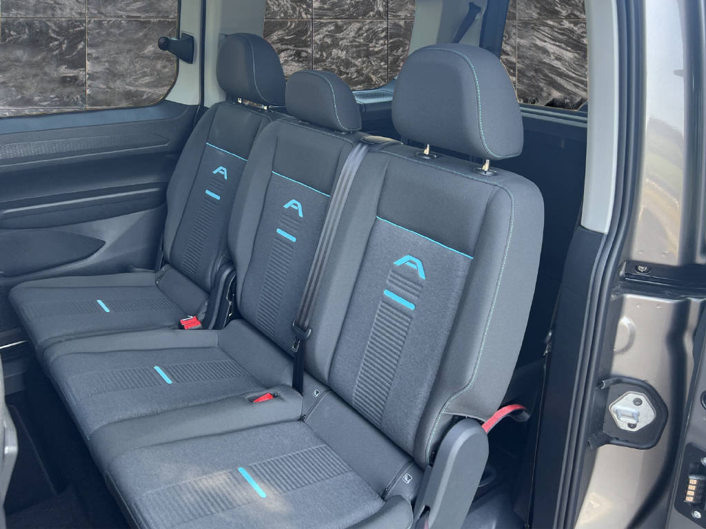 FORD TOURNEO CONNECT Grand 1.5 EcoBoost 150 Active PHEV - 9
