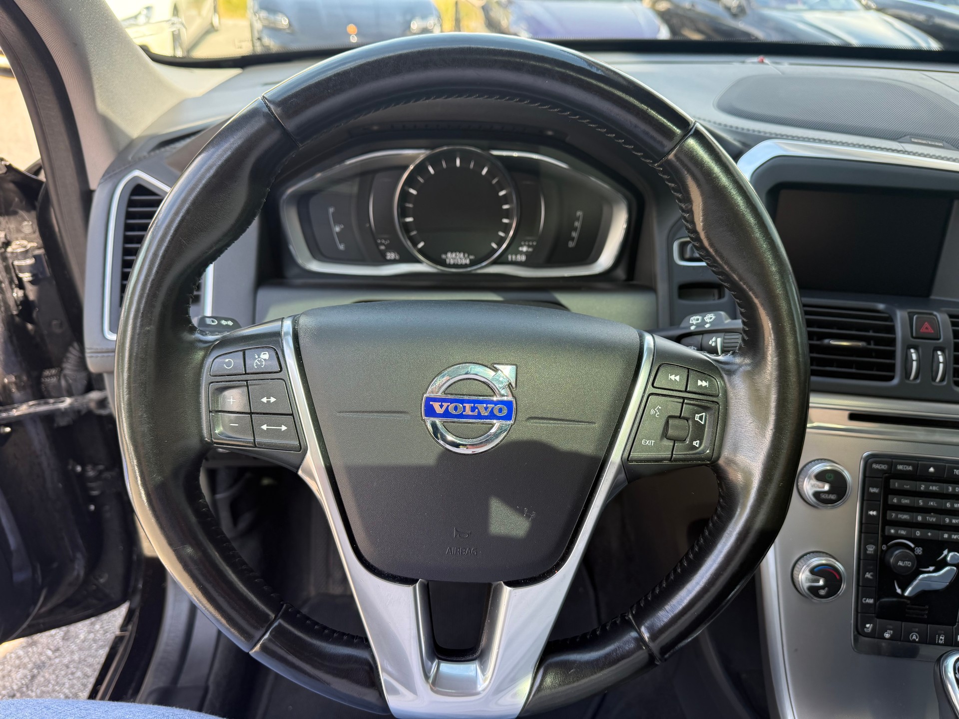VOLVO XC60 T6 AWD Summum Geartronic - 12