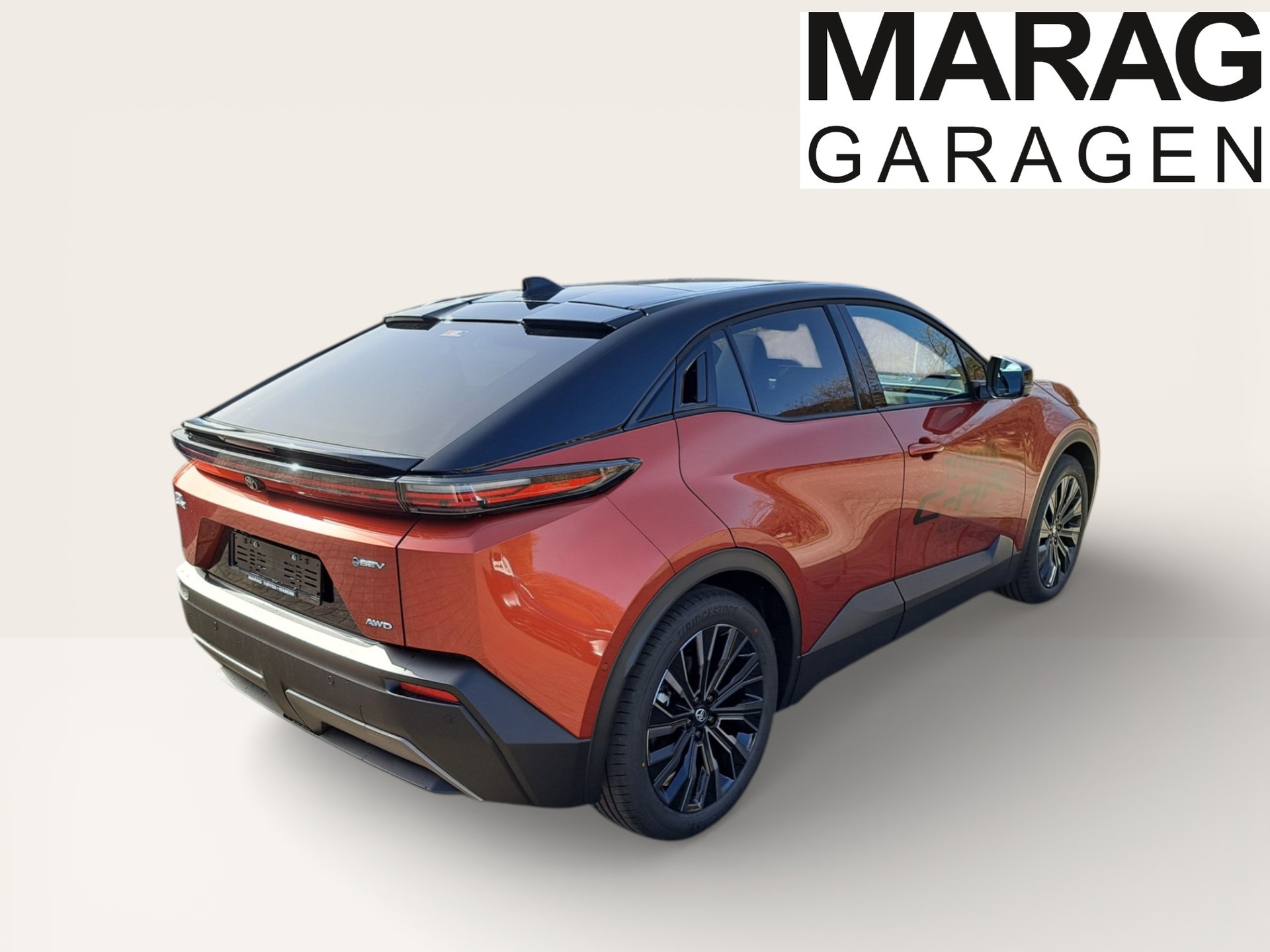 TOYOTA C-HR+ 77 kWh Premium AWD - 9