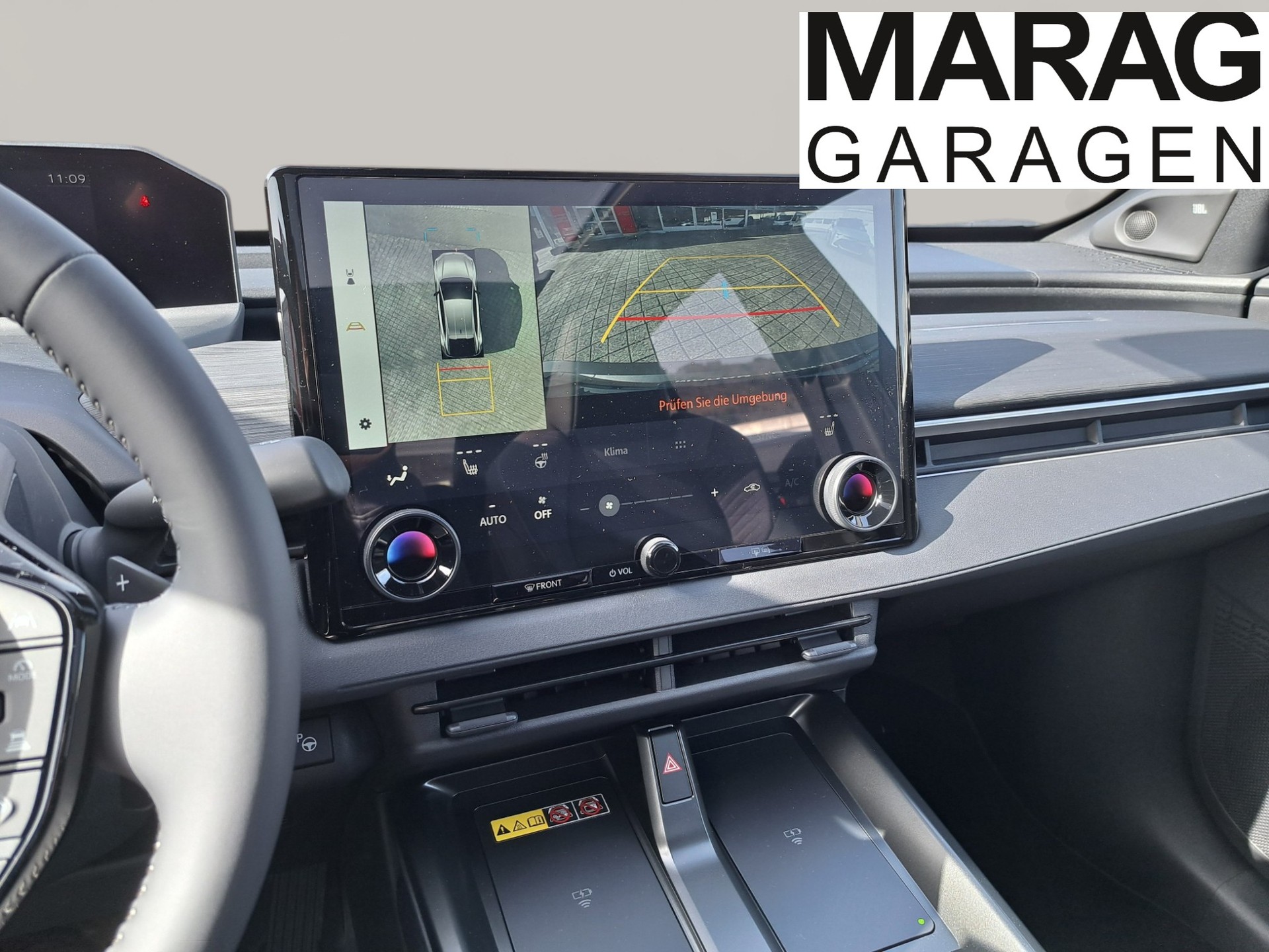 TOYOTA C-HR+ 77 kWh Premium AWD - 15