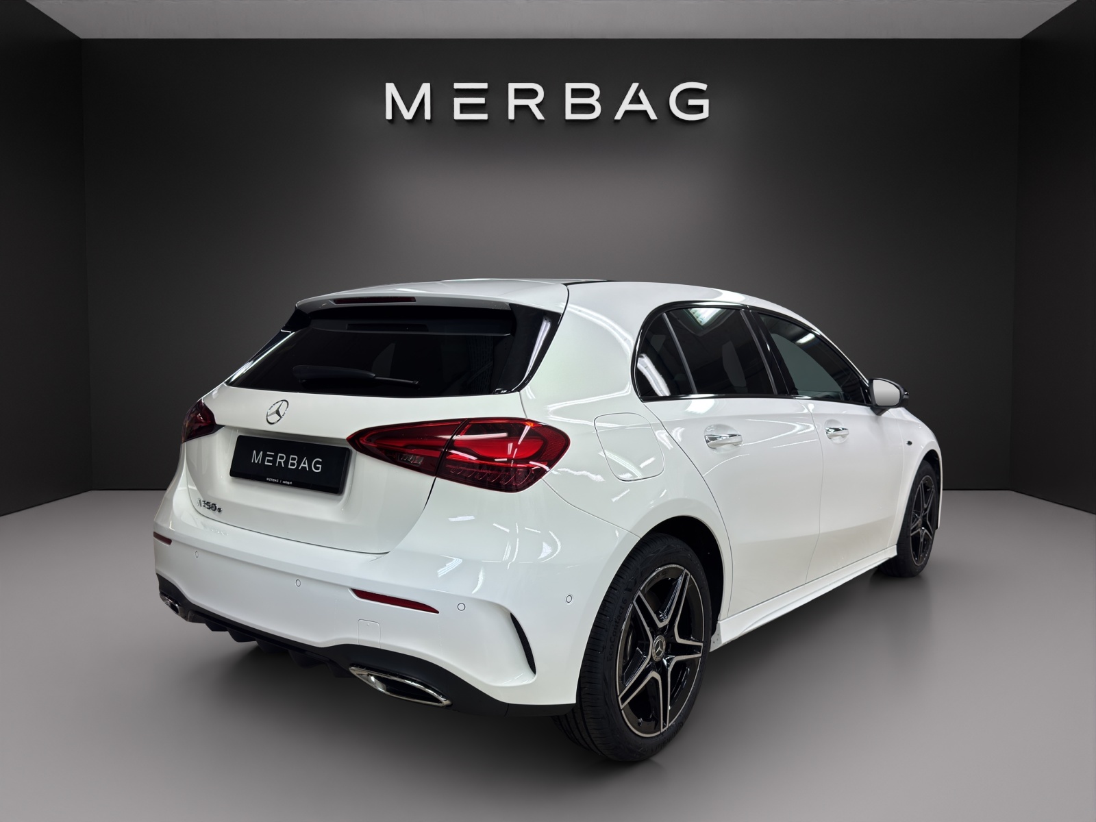 MERCEDES-BENZ A 250 e 8G-DCT - 5
