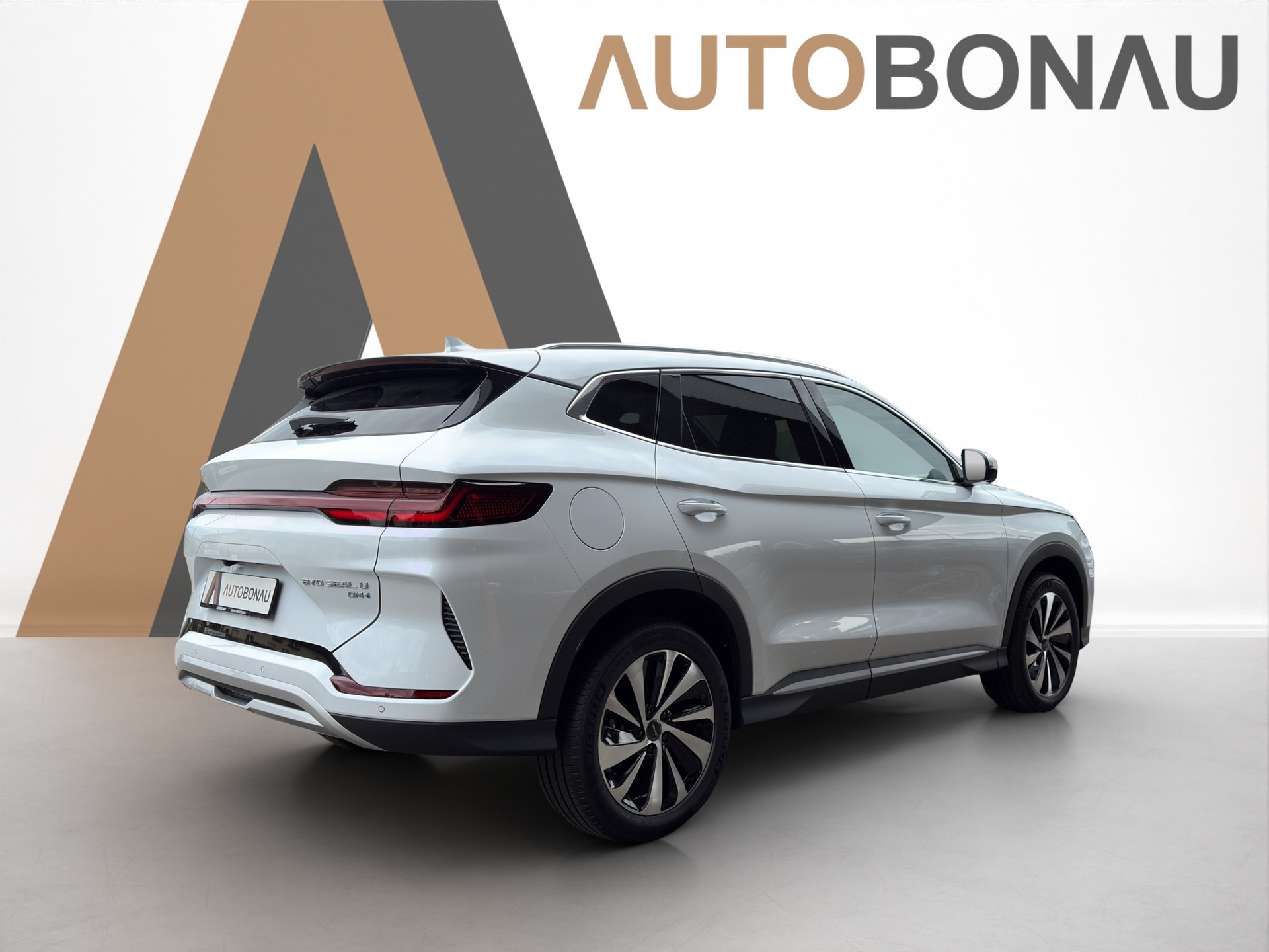 BYD Seal U DM-i Design AWD - 5
