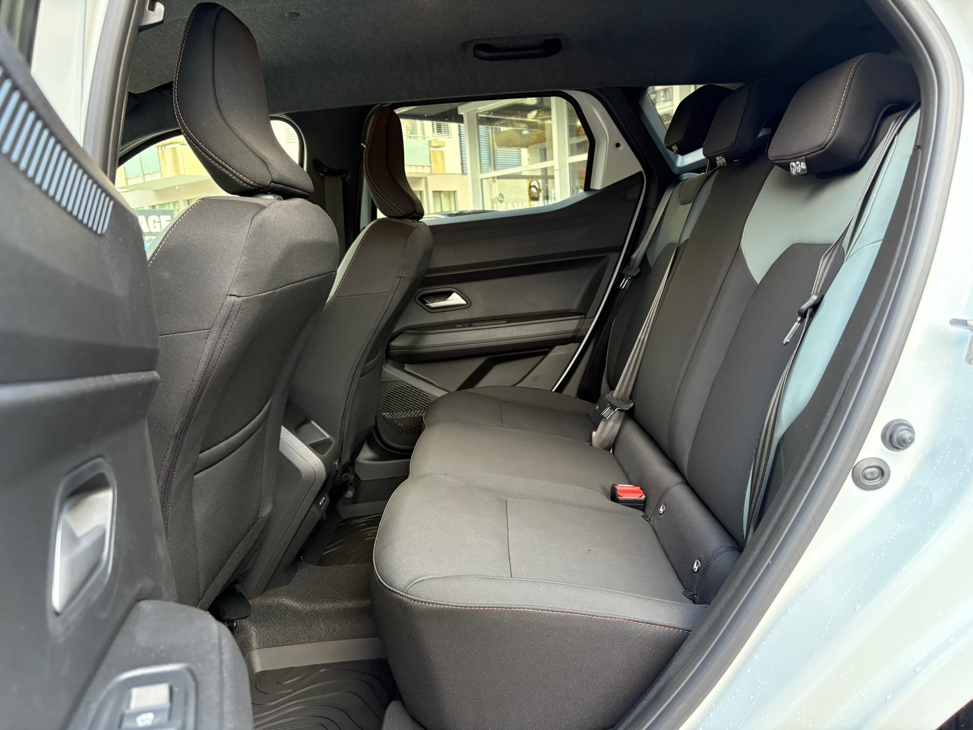 DACIA Duster TCe 130 48V Extreme 4x4 - 10