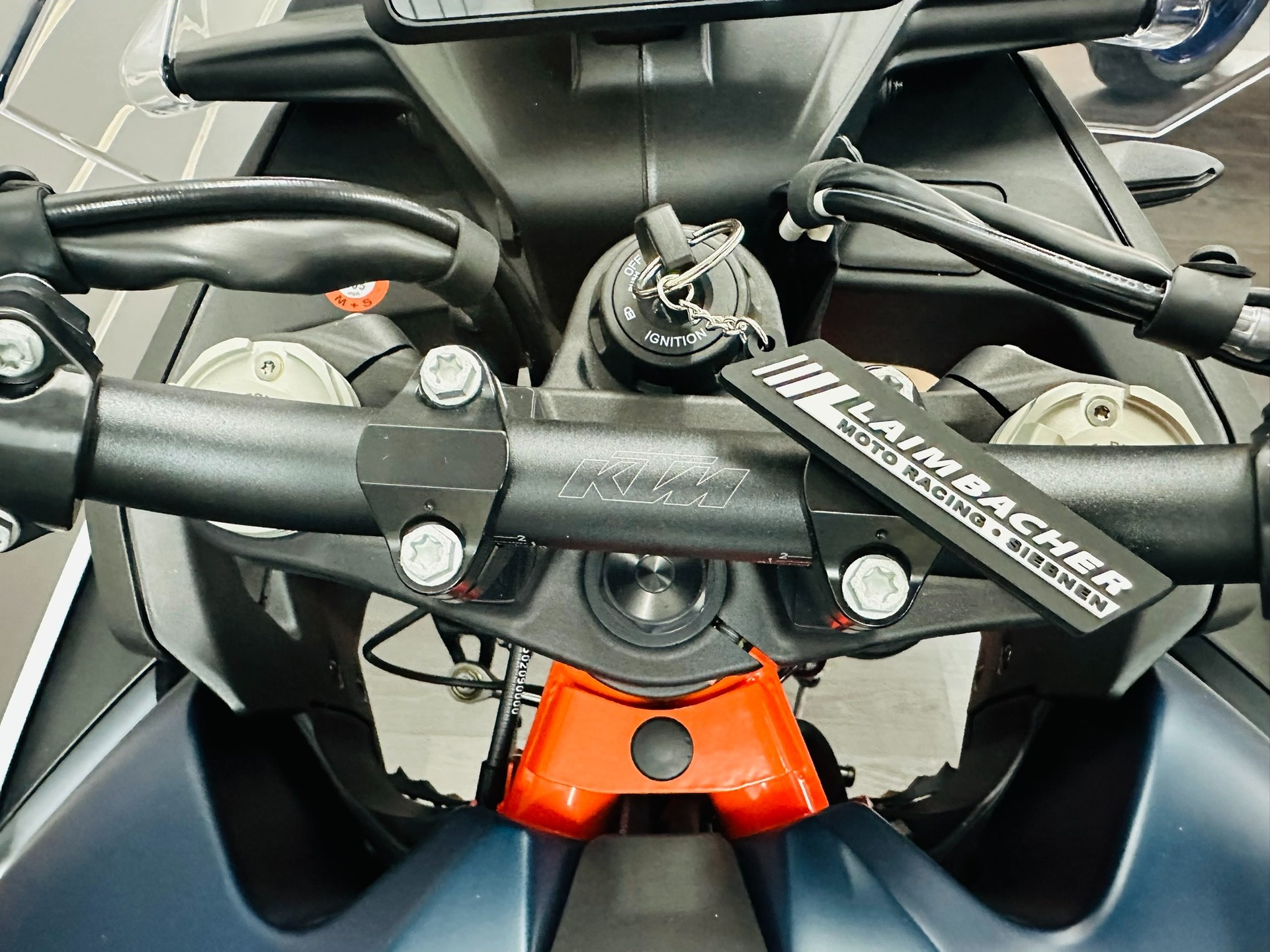 KTM 890 Adventure R - 8