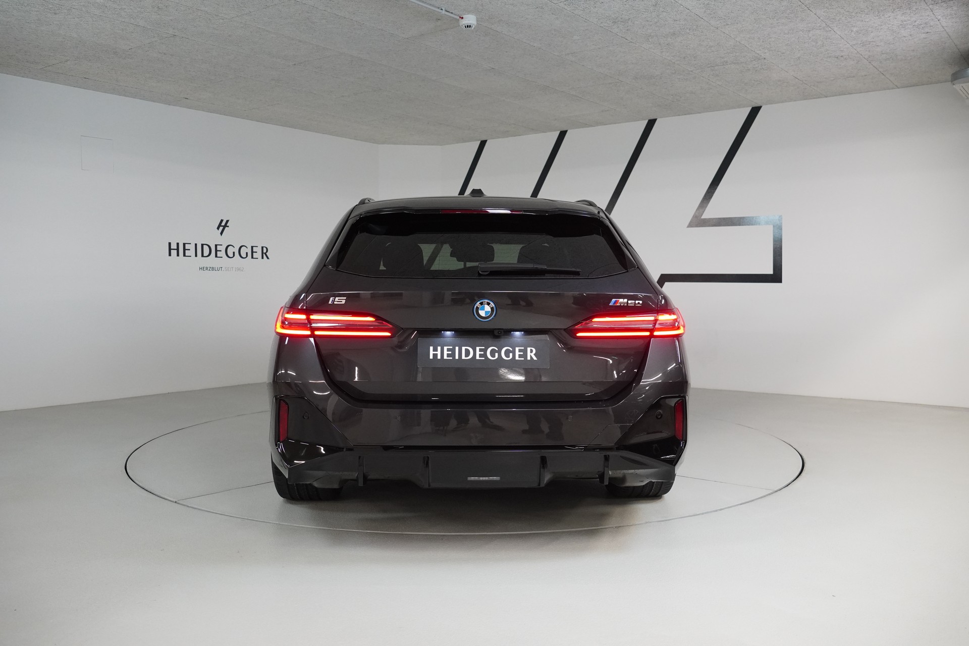 BMW i5 M60 Touring M Sport Pro - 6