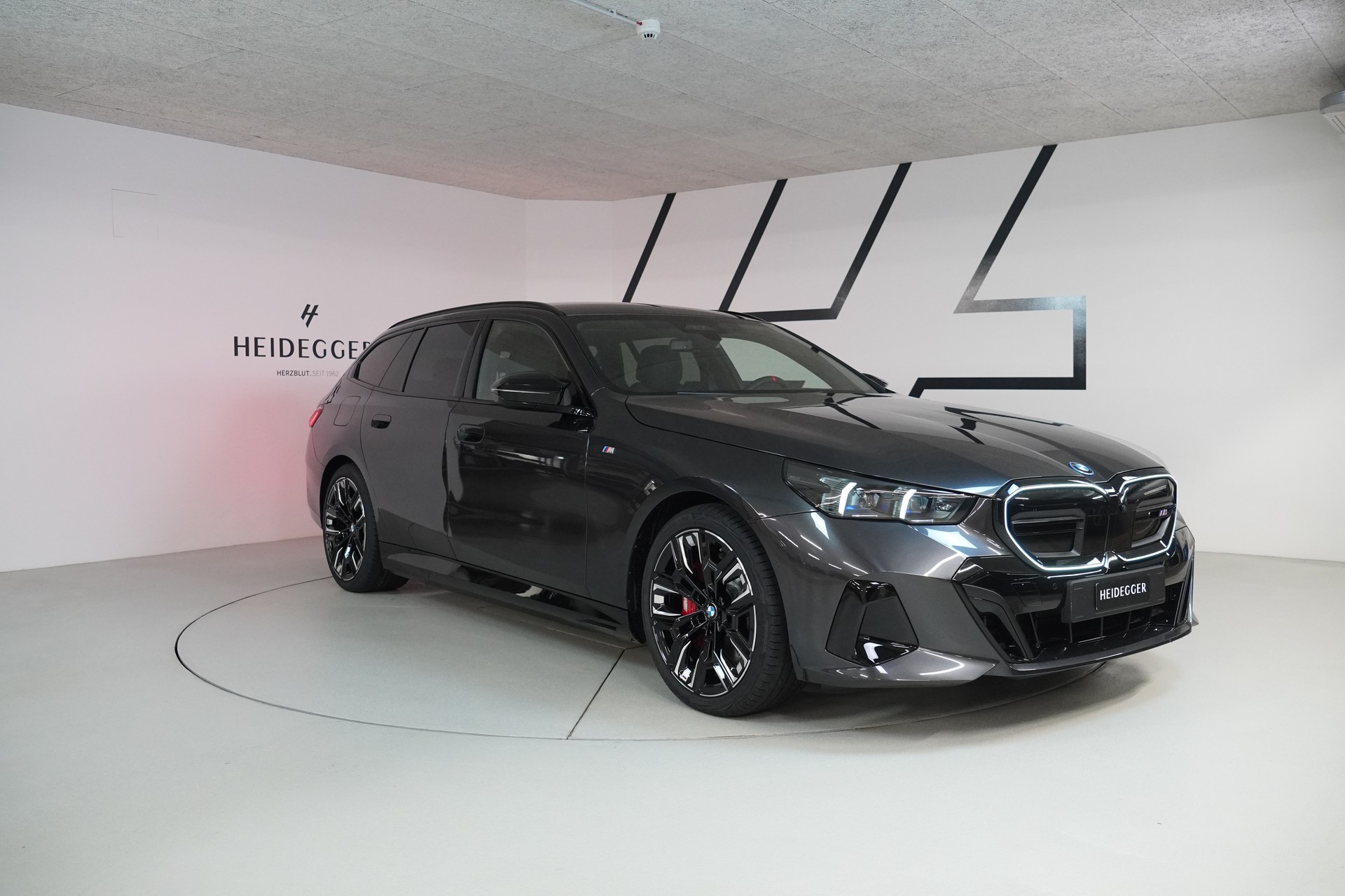 BMW i5 M60 Touring M Sport Pro - 3
