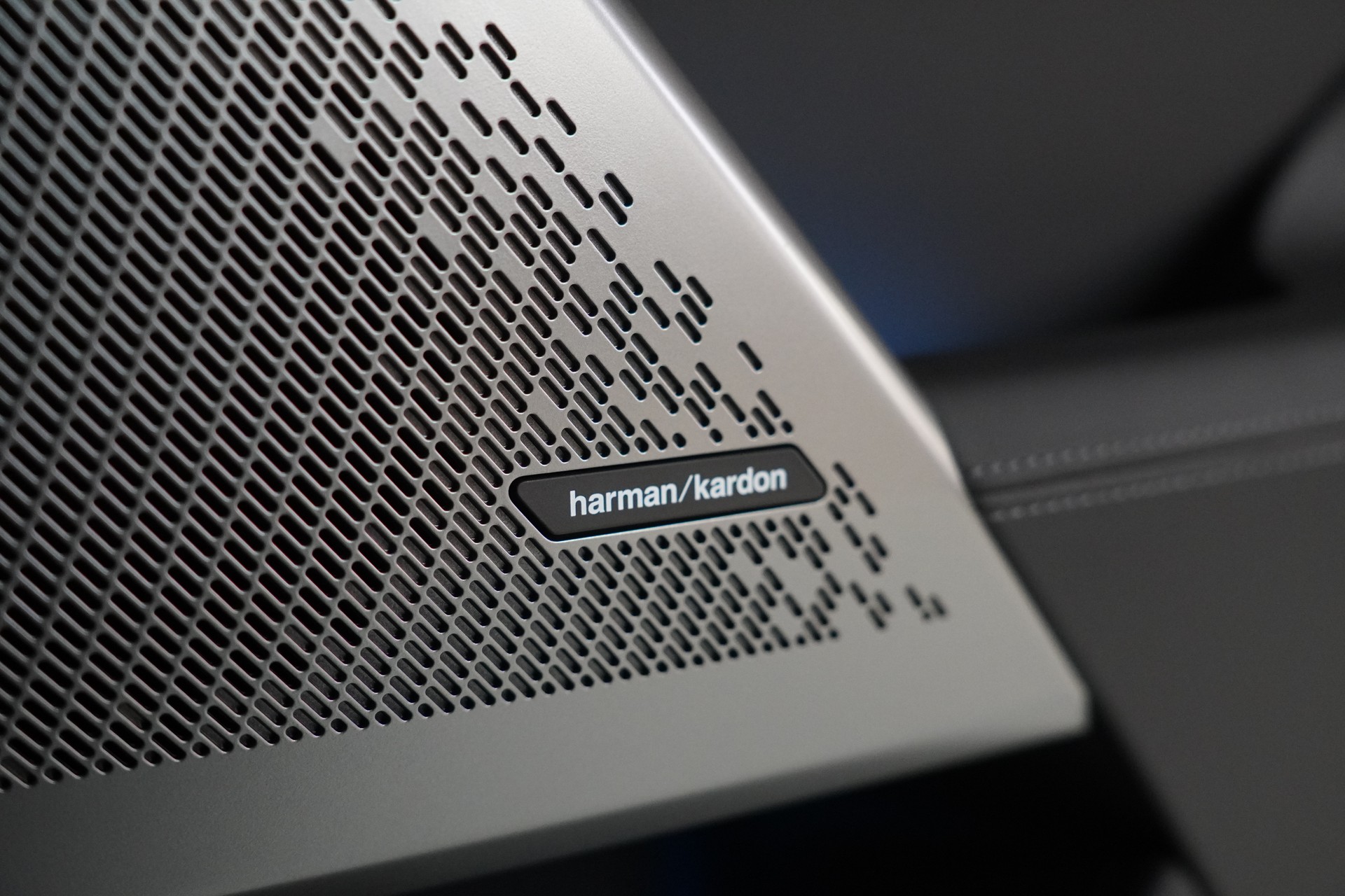 BMW i5 M60 Touring M Sport Pro - 23