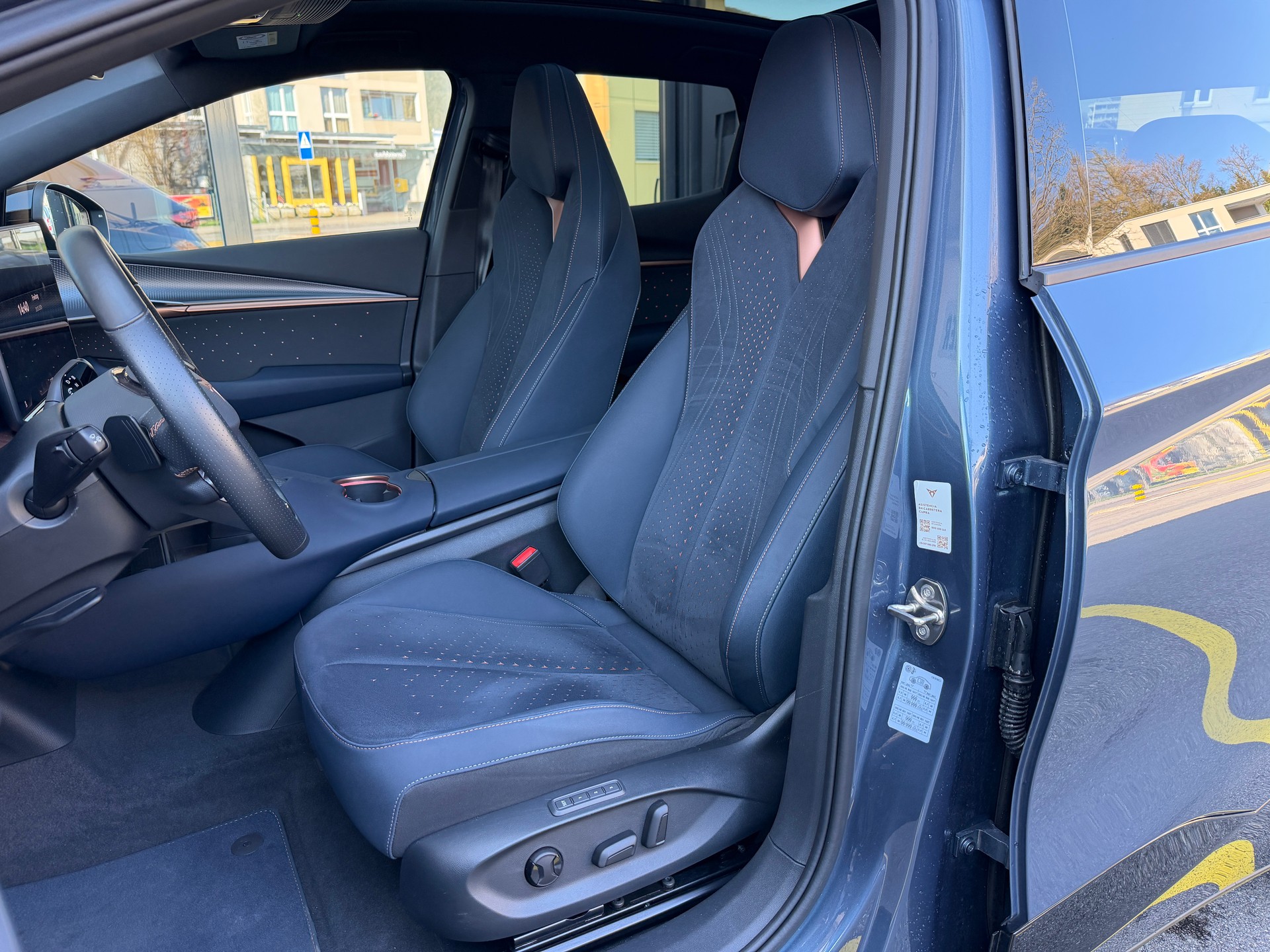 CUPRA Tavascan Type 9 77 kWh VZ Adrenaline - 9