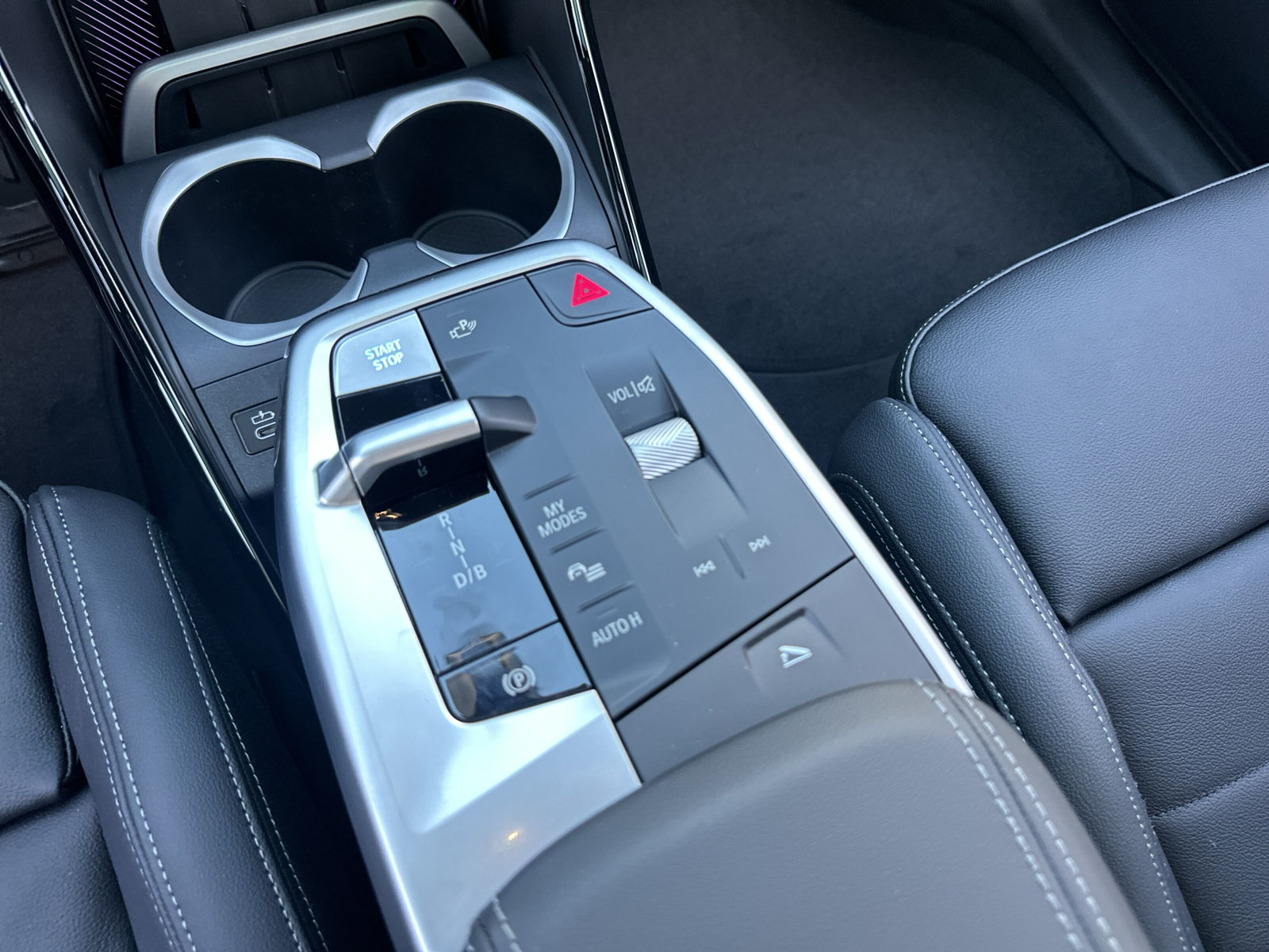 BMW iX2 xDrive 30 M Sport Pro - 11
