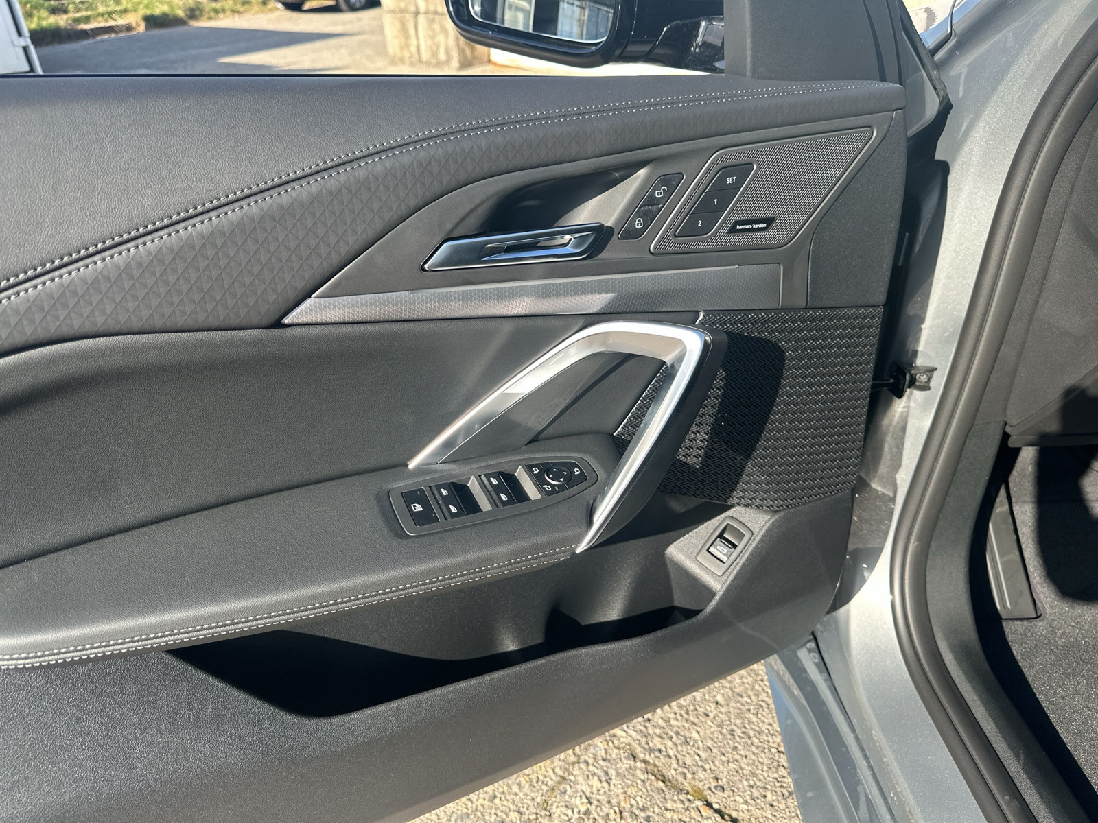 BMW iX2 xDrive 30 M Sport Pro - 13