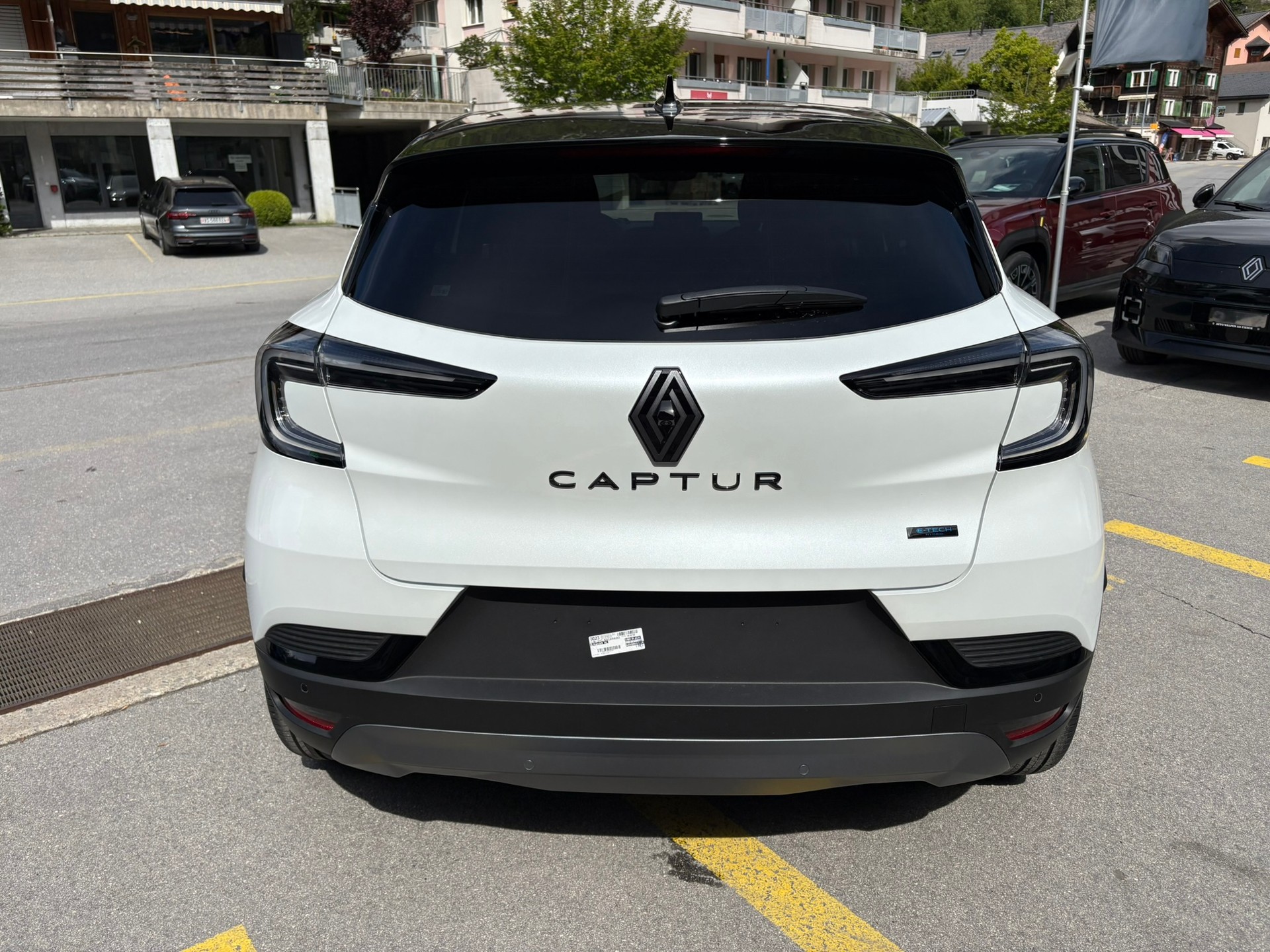 RENAULT Captur 1.8 E-Tech 160 Esprit Alpine - 6