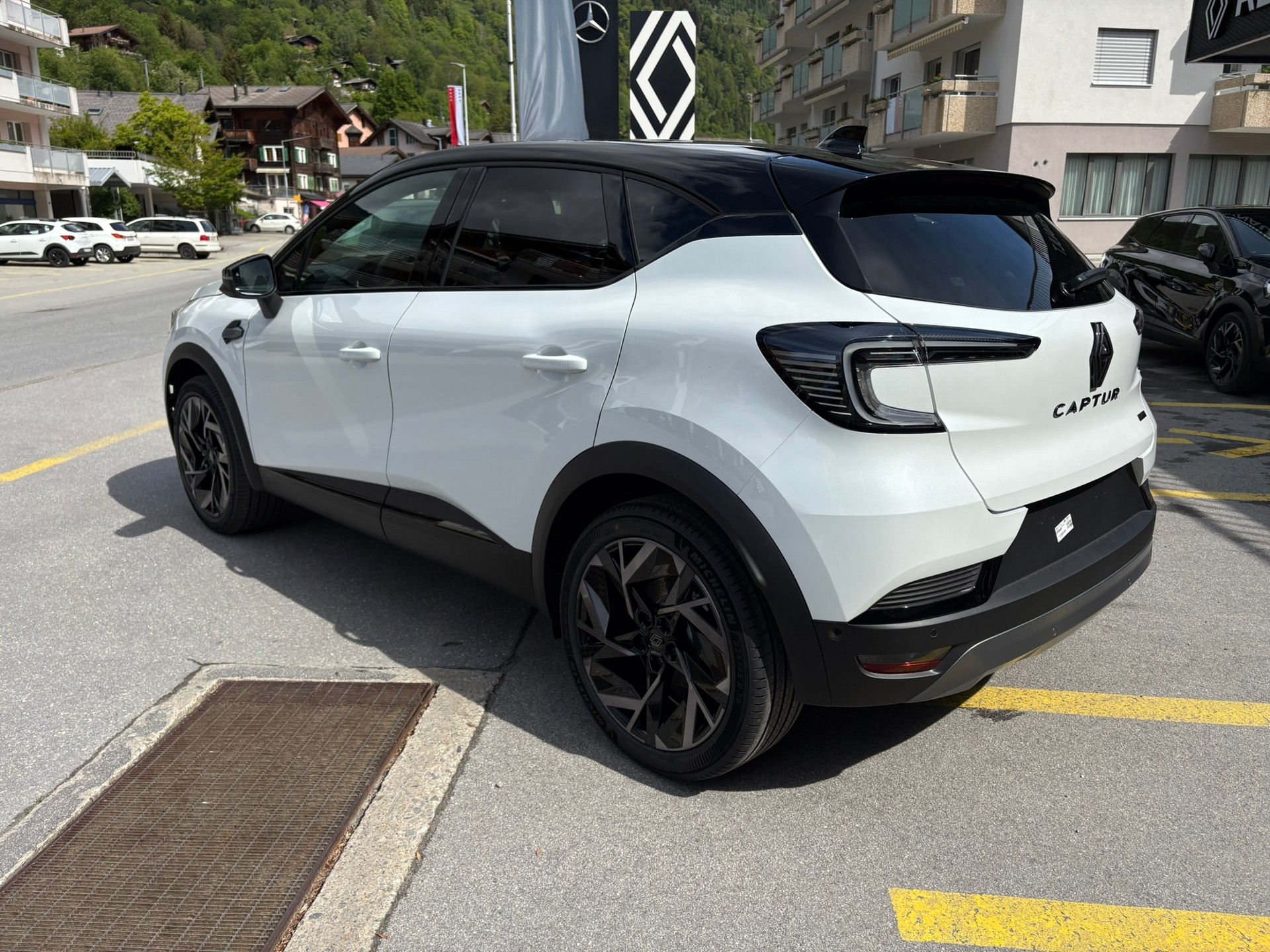 RENAULT Captur 1.8 E-Tech 160 Esprit Alpine - 7