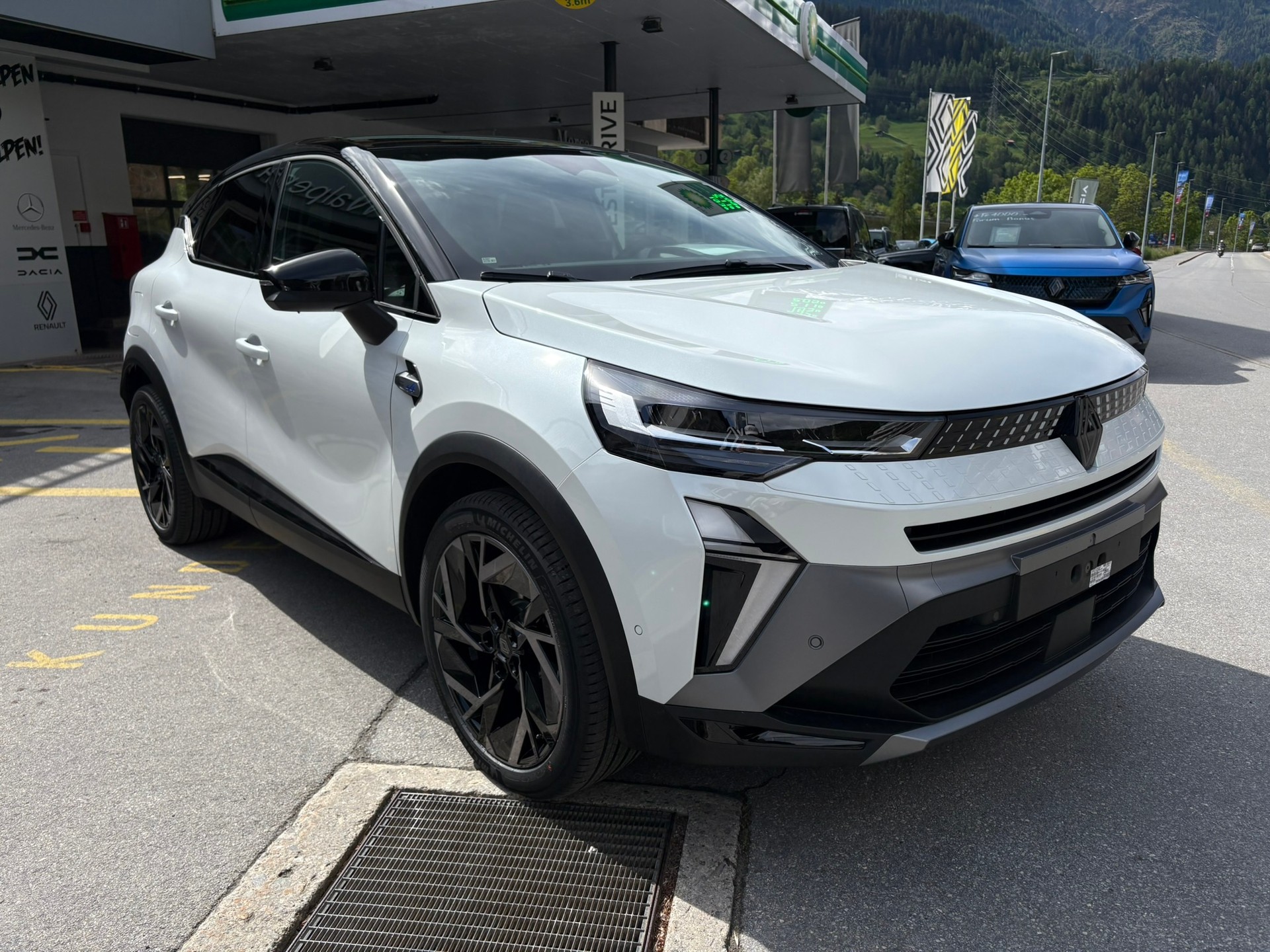 RENAULT Captur 1.8 E-Tech 160 Esprit Alpine - 3