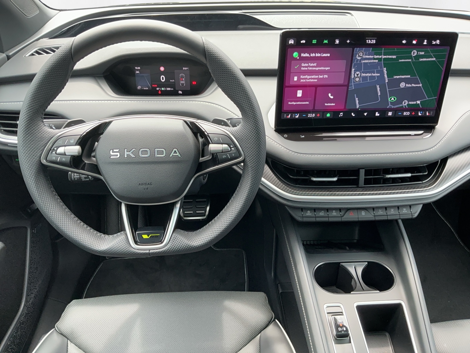 SKODA Enyaq 4x4 RS - 7