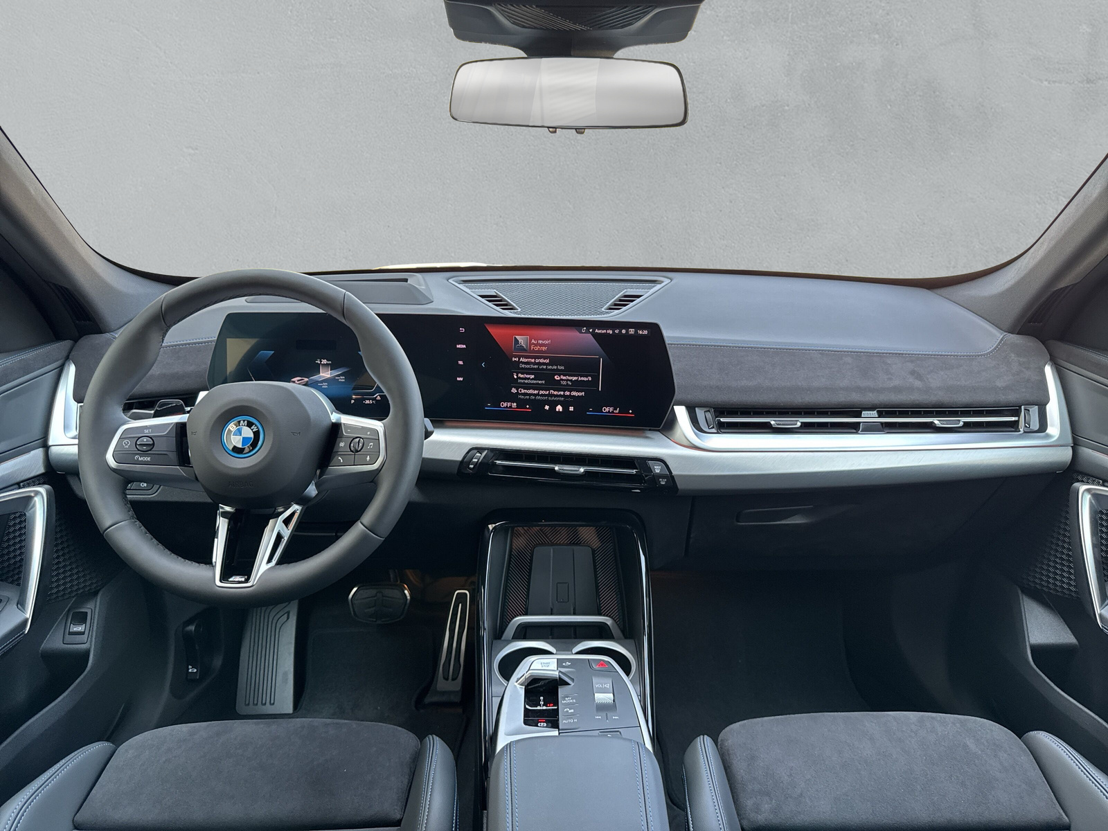 BMW iX1 xDrive 30 M Sport - 17