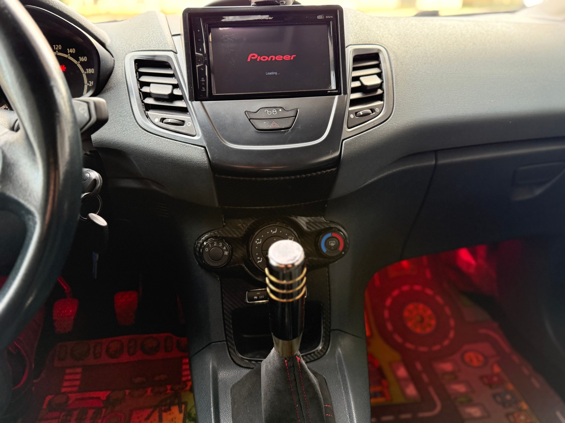 FORD Fiesta 1.6 16V Titanium - 13