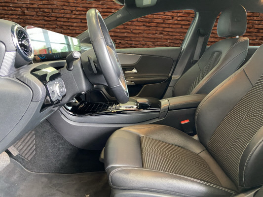 MERCEDES-BENZ A 180 Progressive - 10