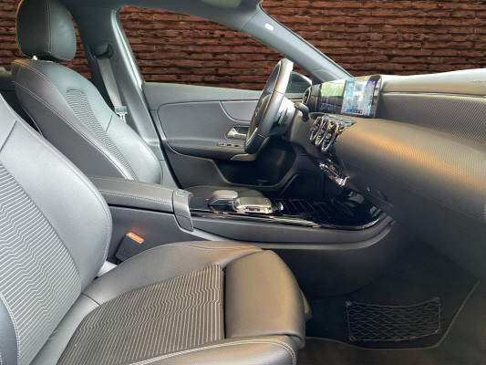 MERCEDES-BENZ A 180 Progressive - 11