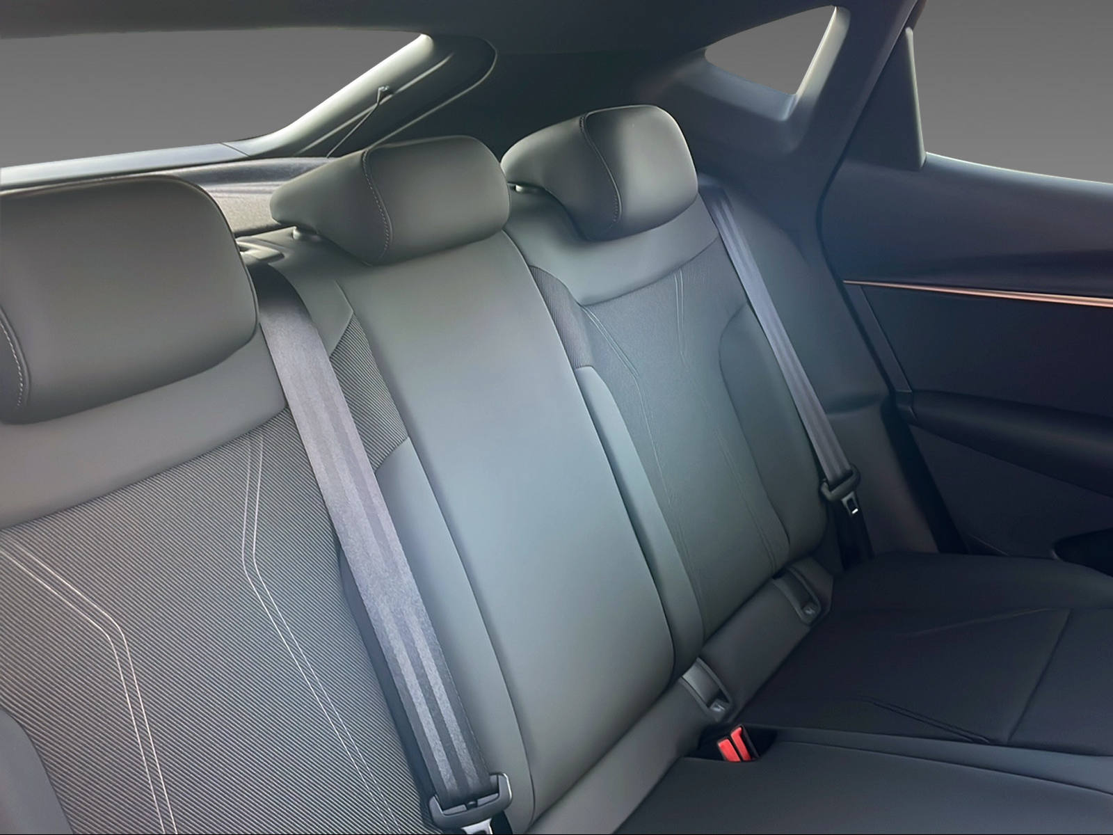 CUPRA Tavascan Edge 4D 77 kWh - 8