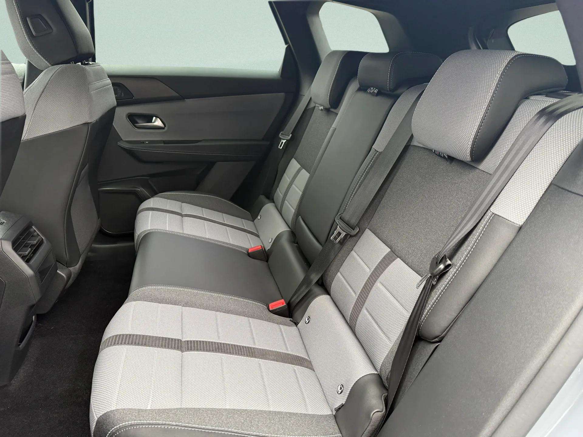 OPEL Grandland ULTIMATE 1.6PHEV eDCT - 19