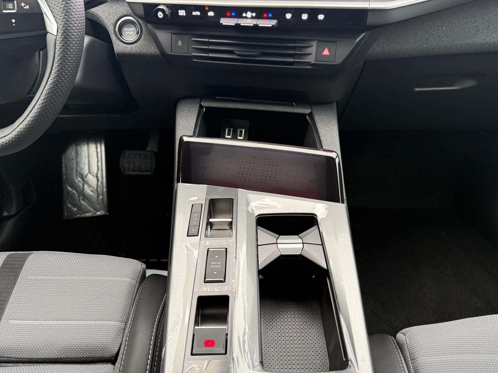 OPEL Grandland ULTIMATE 1.6PHEV eDCT - 16