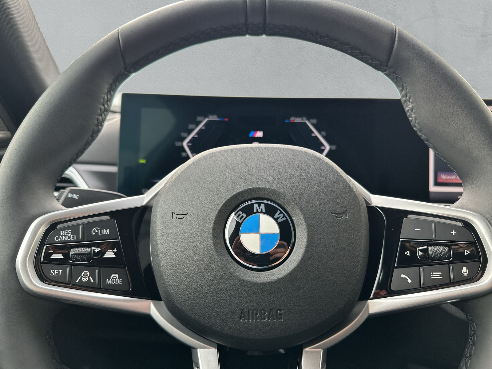 BMW i4 xDrive 40 Edition M Sport - 18