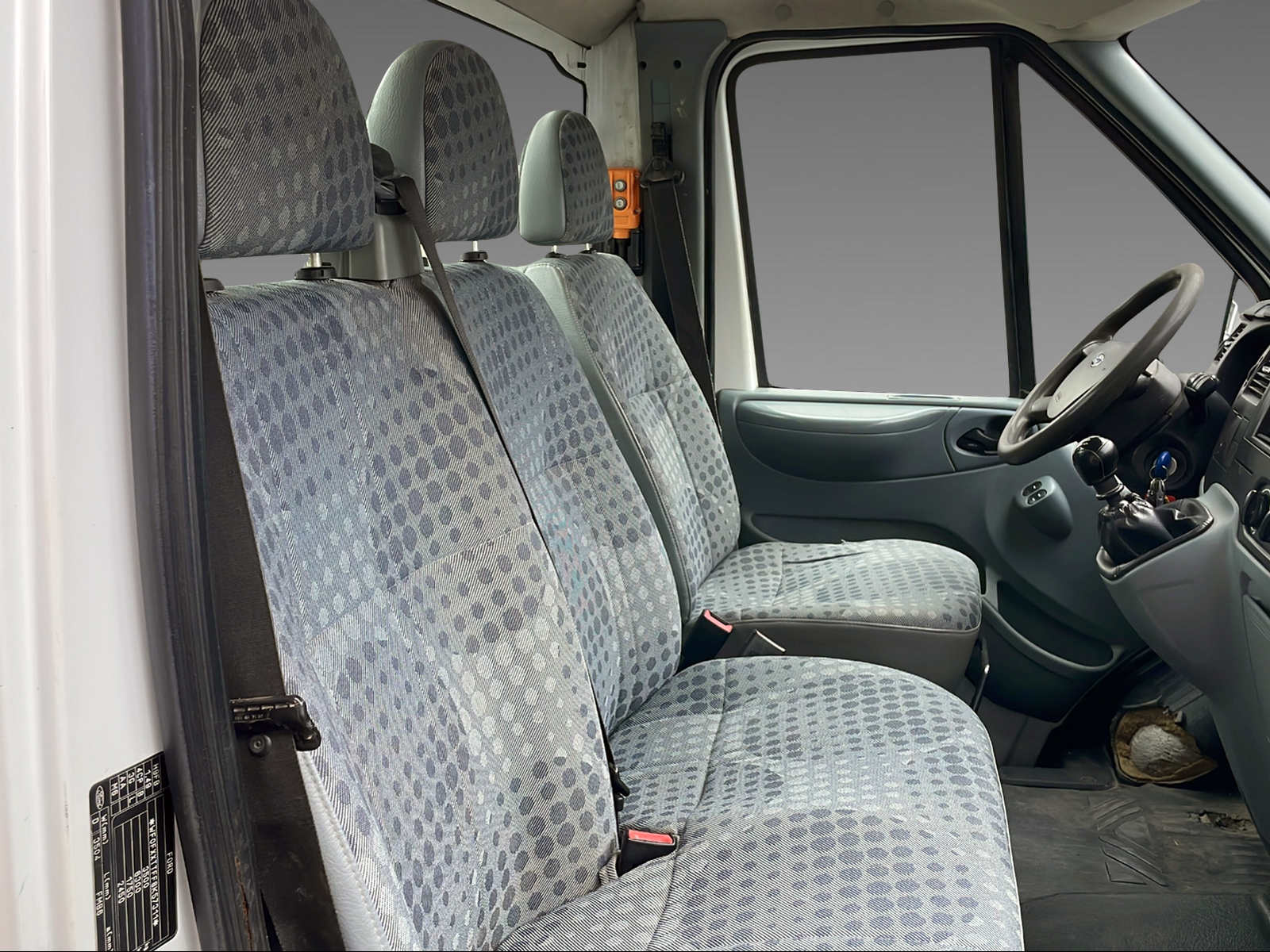 FORD Transit 2.4 TDCi 350 M - 7