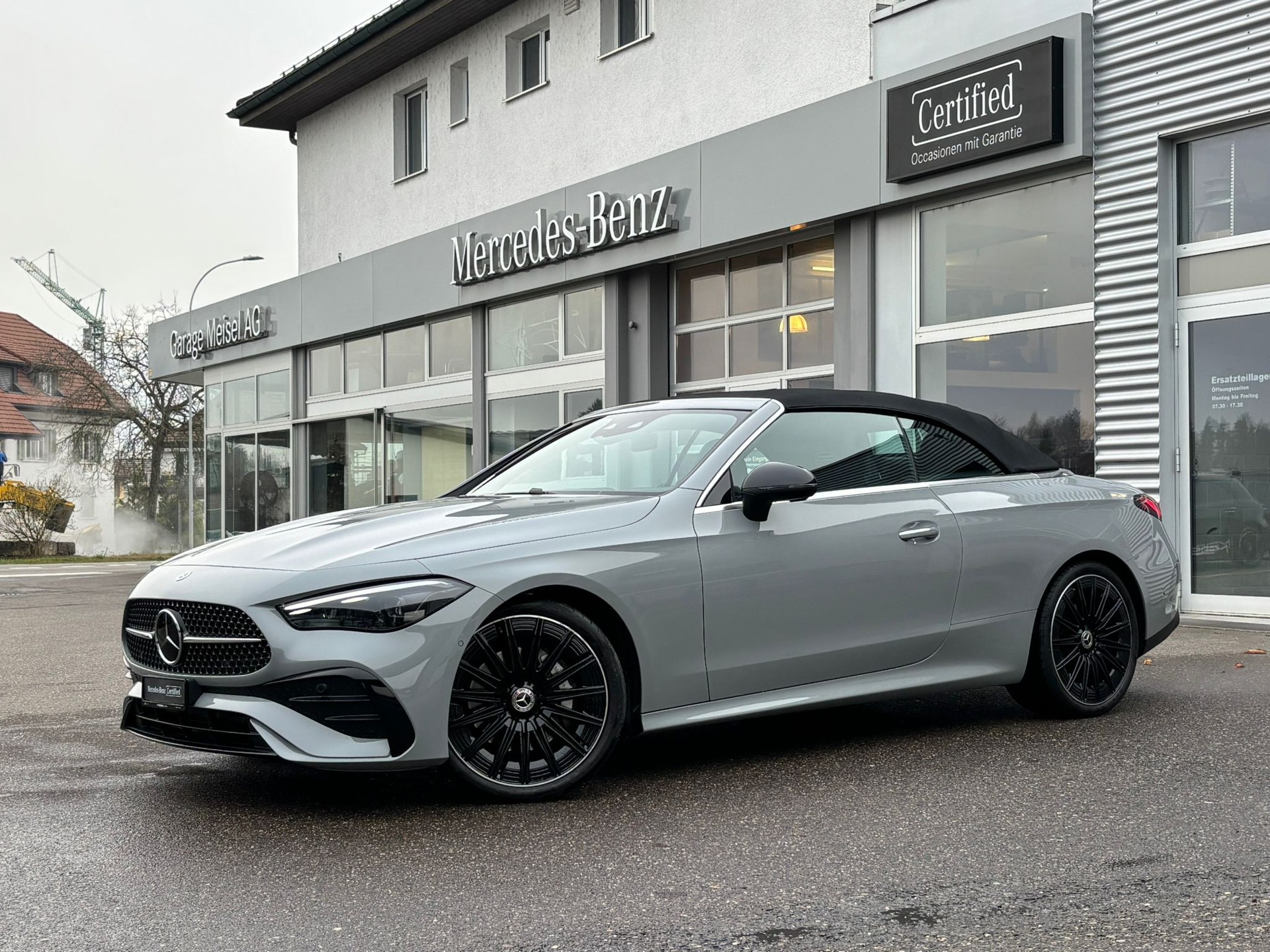 MERCEDES-BENZ CLE 300 AMG-Line 4Matic Cabriolet - 2