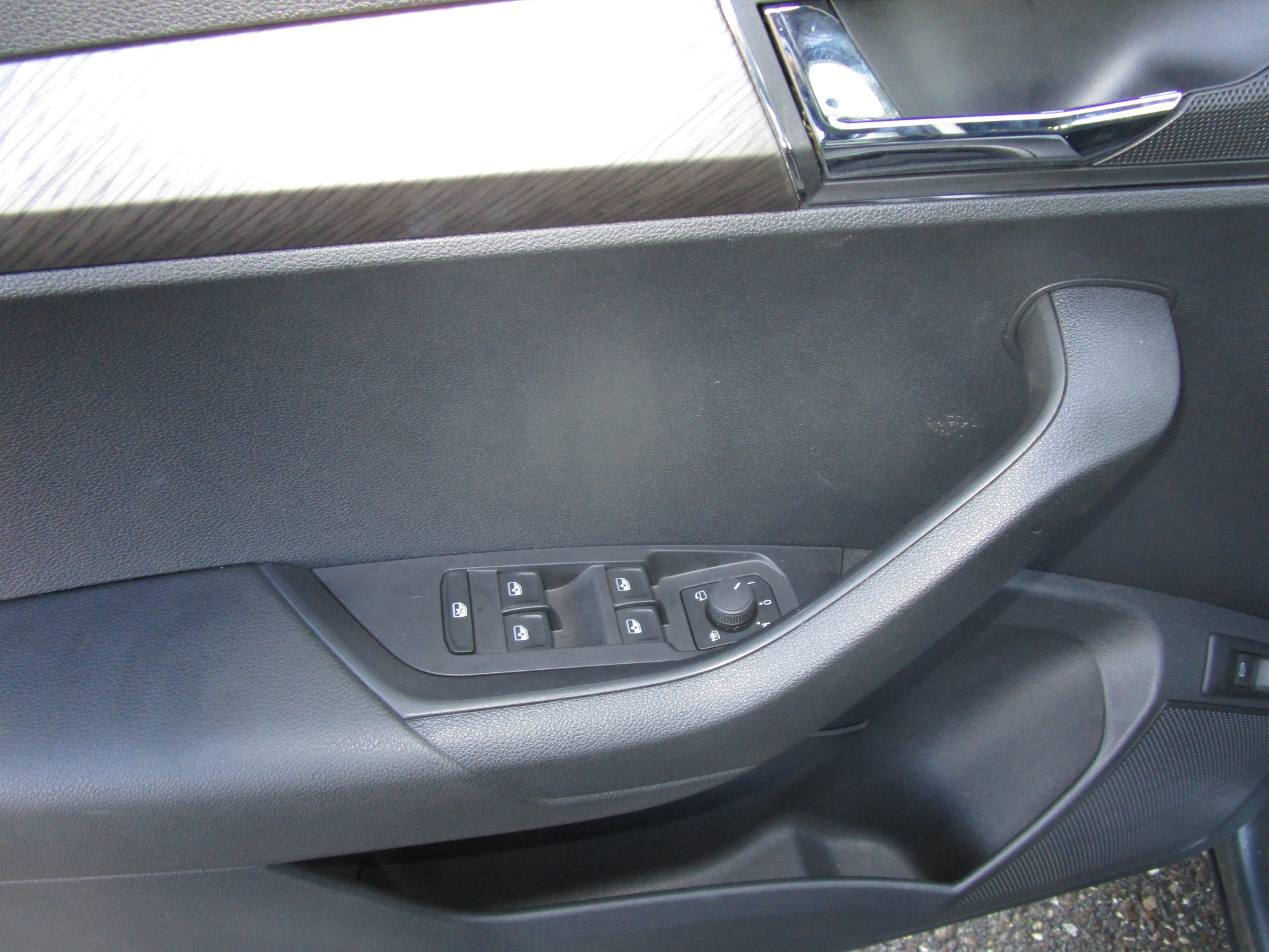 SKODA Karoq 1.5 TSI Selection DSG - 9