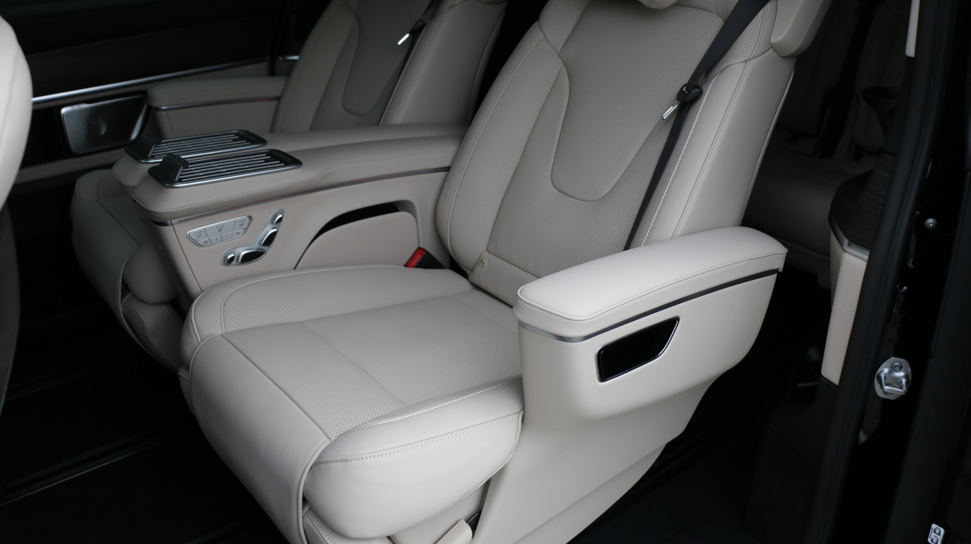 MERCEDES-BENZ V 300 d EXCLUSIVE 3430mm E - 11