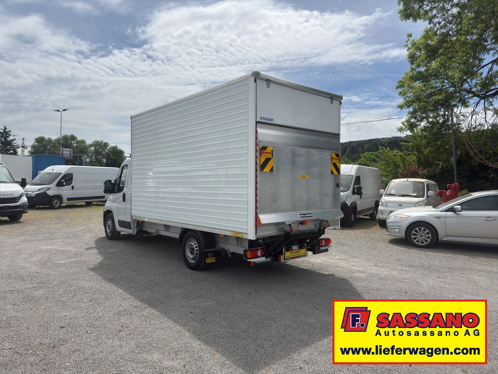 FIAT Ducato 2.2 MJ 140 Heavy Koffer mit Hebebühne - 4