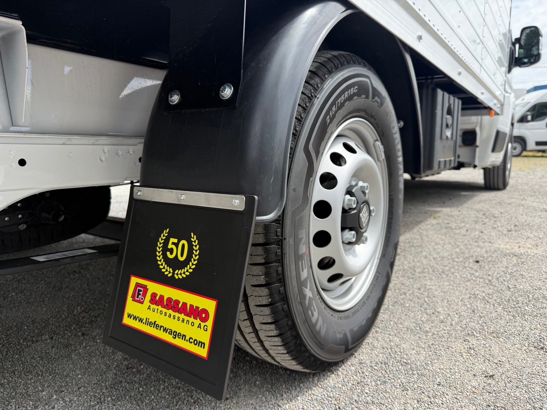 FIAT Ducato 2.2 MJ 140 Heavy Koffer mit Hebebühne - 16