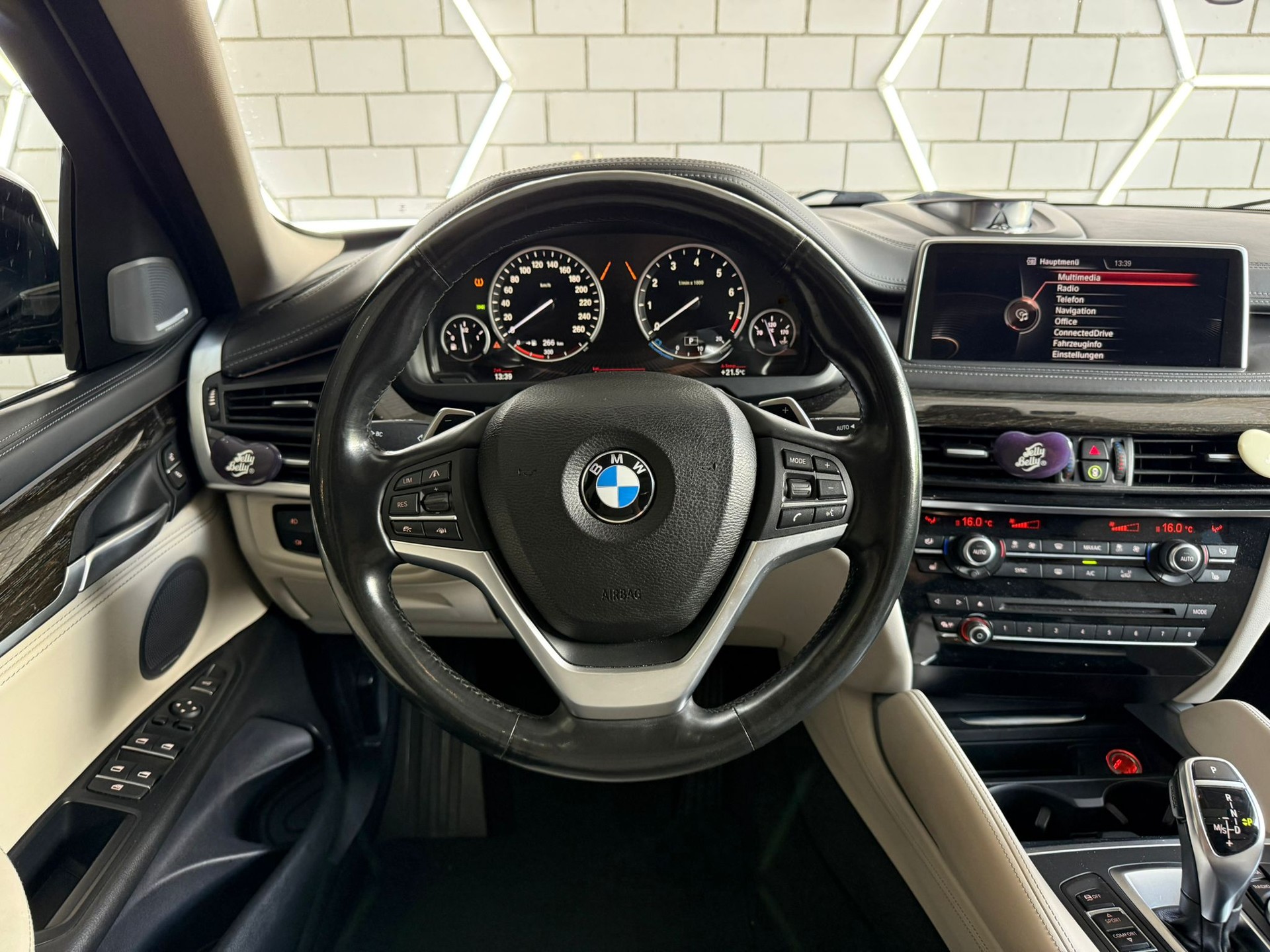 BMW X6 xDrive 50i Steptronic - 10