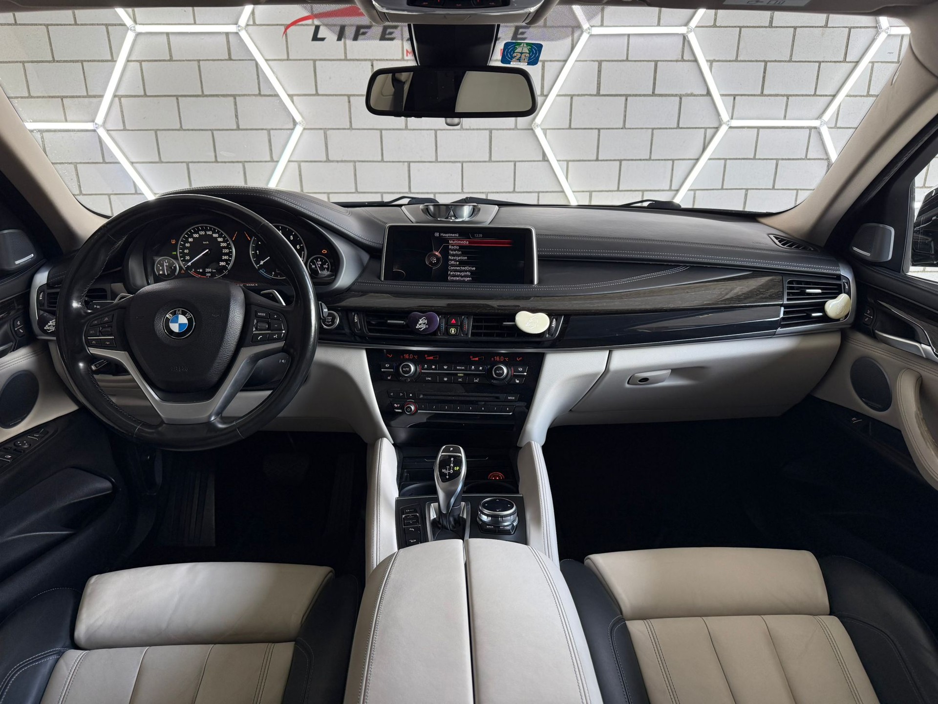 BMW X6 xDrive 50i Steptronic - 9