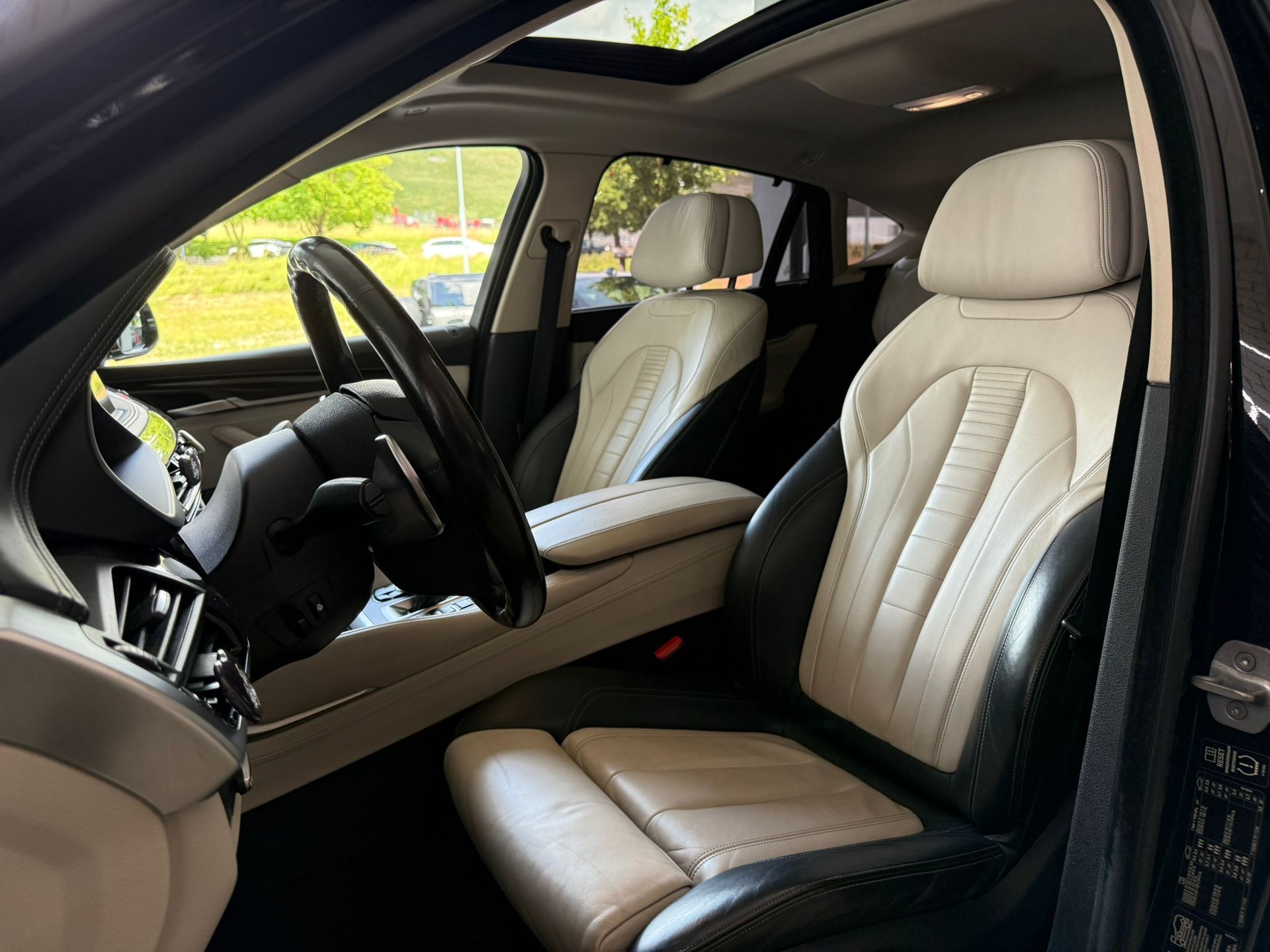 BMW X6 xDrive 50i Steptronic - 12