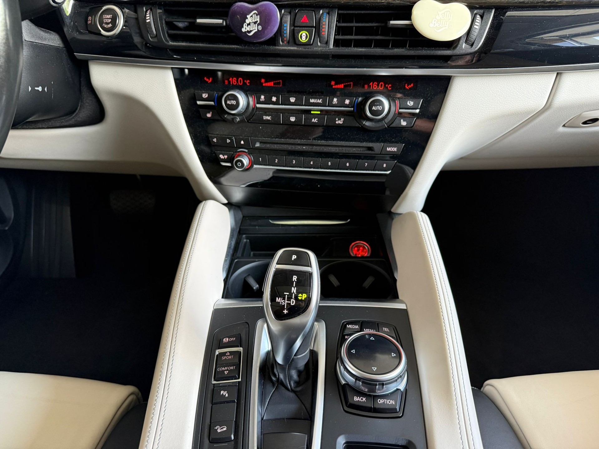 BMW X6 xDrive 50i Steptronic - 11