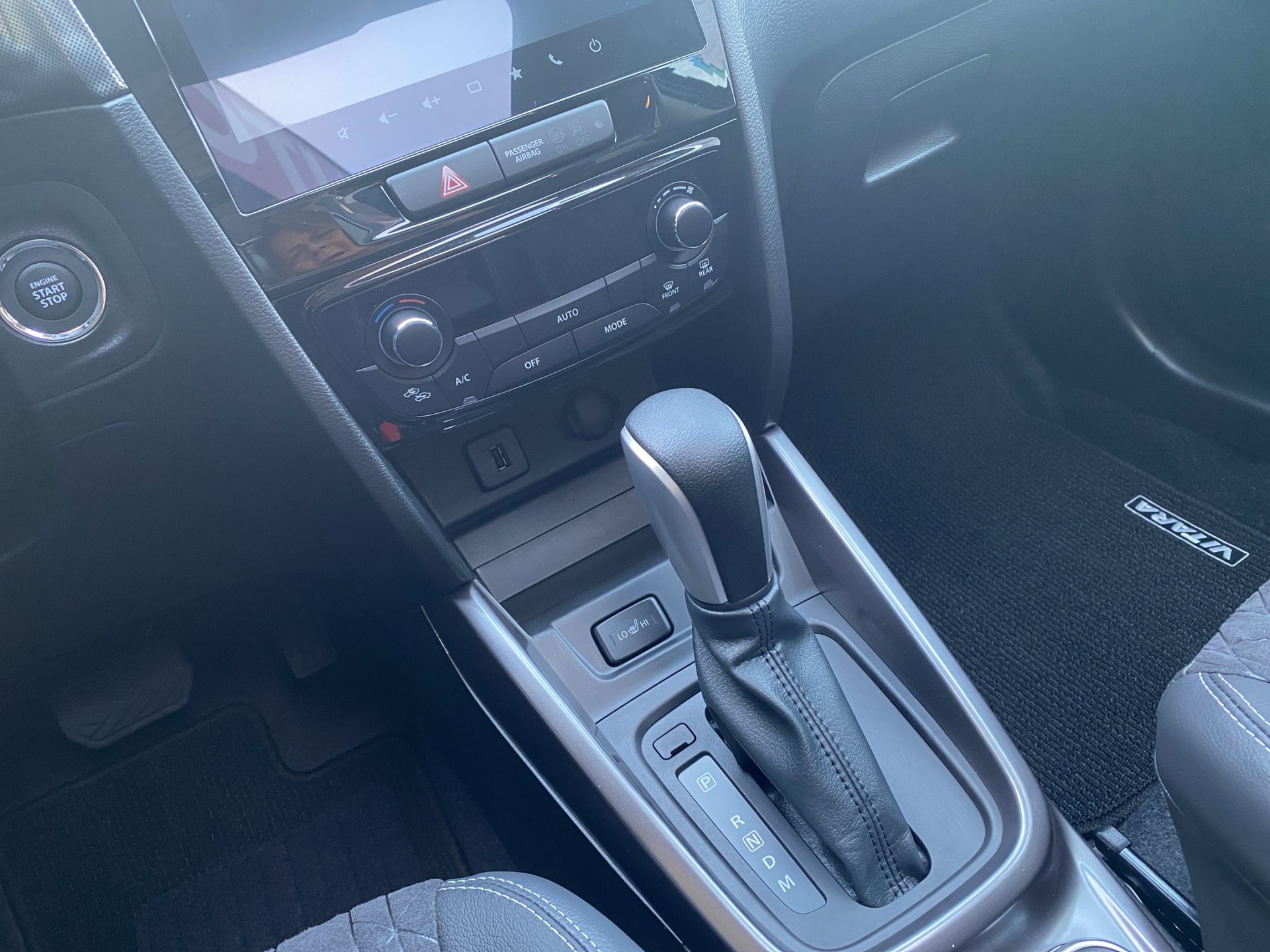SUZUKI Vitara 1.4 Boosterjet Compact Top 4x4 Hybrid Automatic - 10