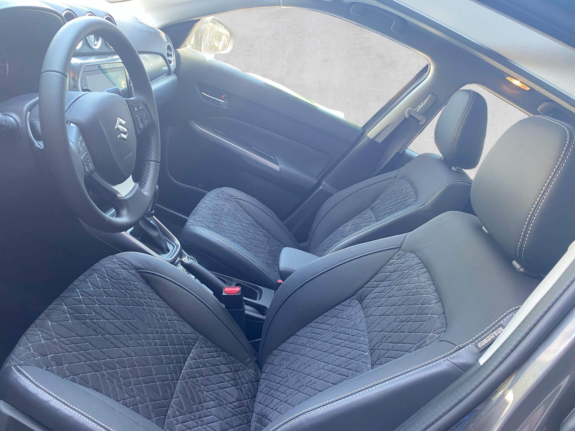 SUZUKI Vitara 1.4 Boosterjet Compact Top 4x4 Hybrid Automatic - 7