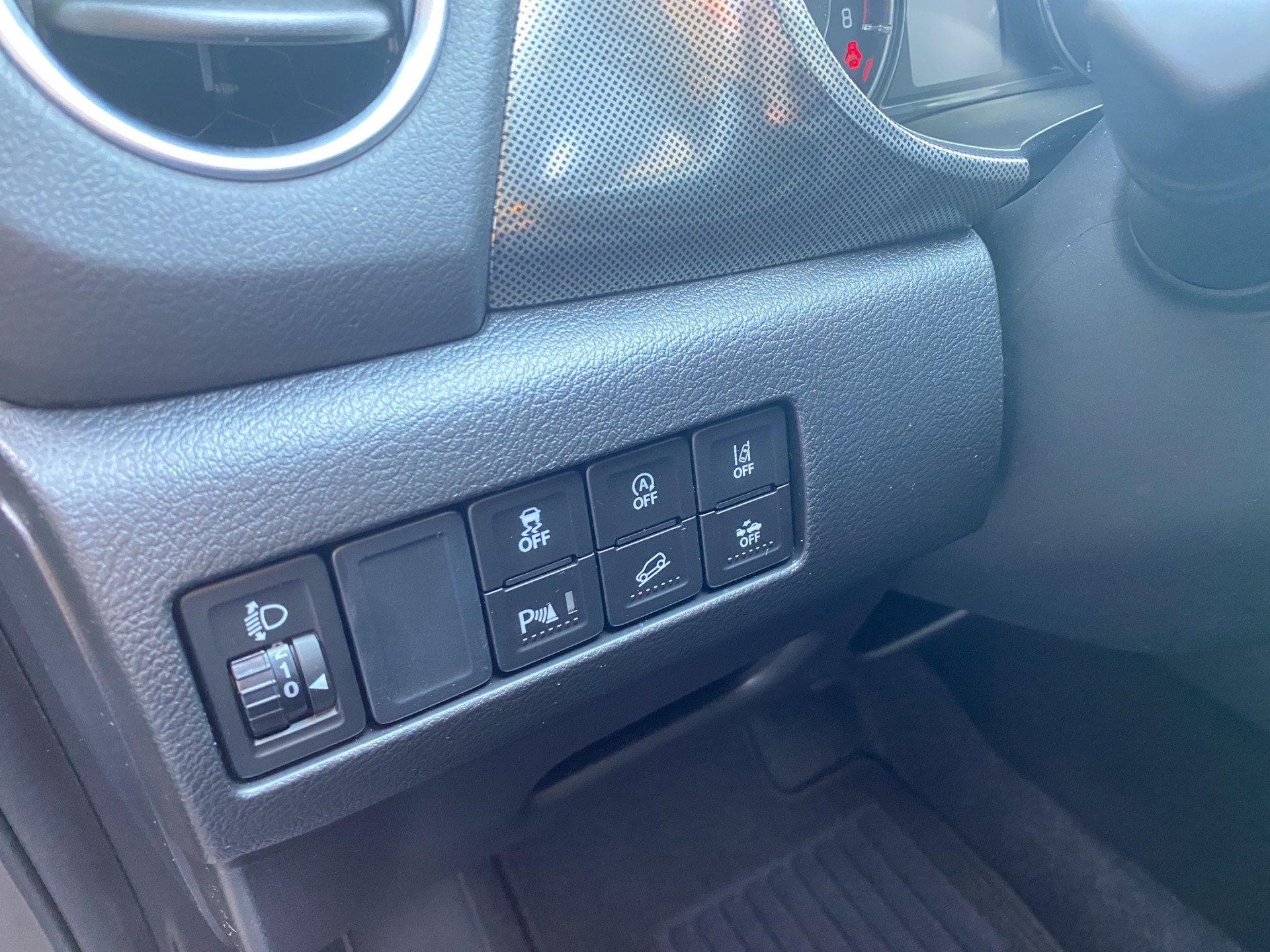 SUZUKI Vitara 1.4 Boosterjet Compact Top 4x4 Hybrid Automatic - 13
