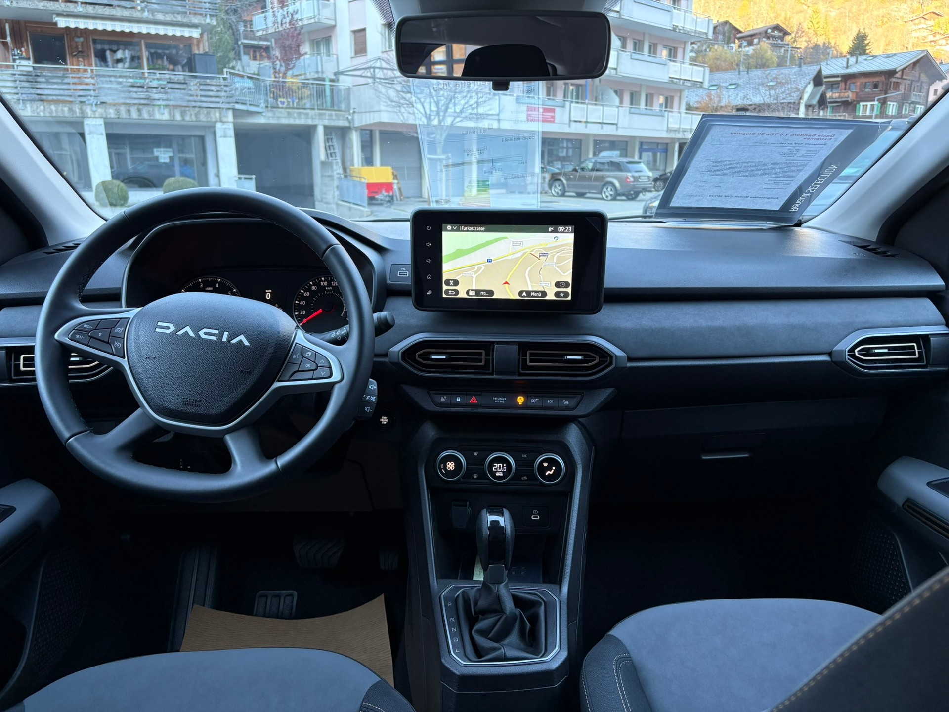 DACIA Sandero Stepway TCe 90 Extreme+ CVT - 11