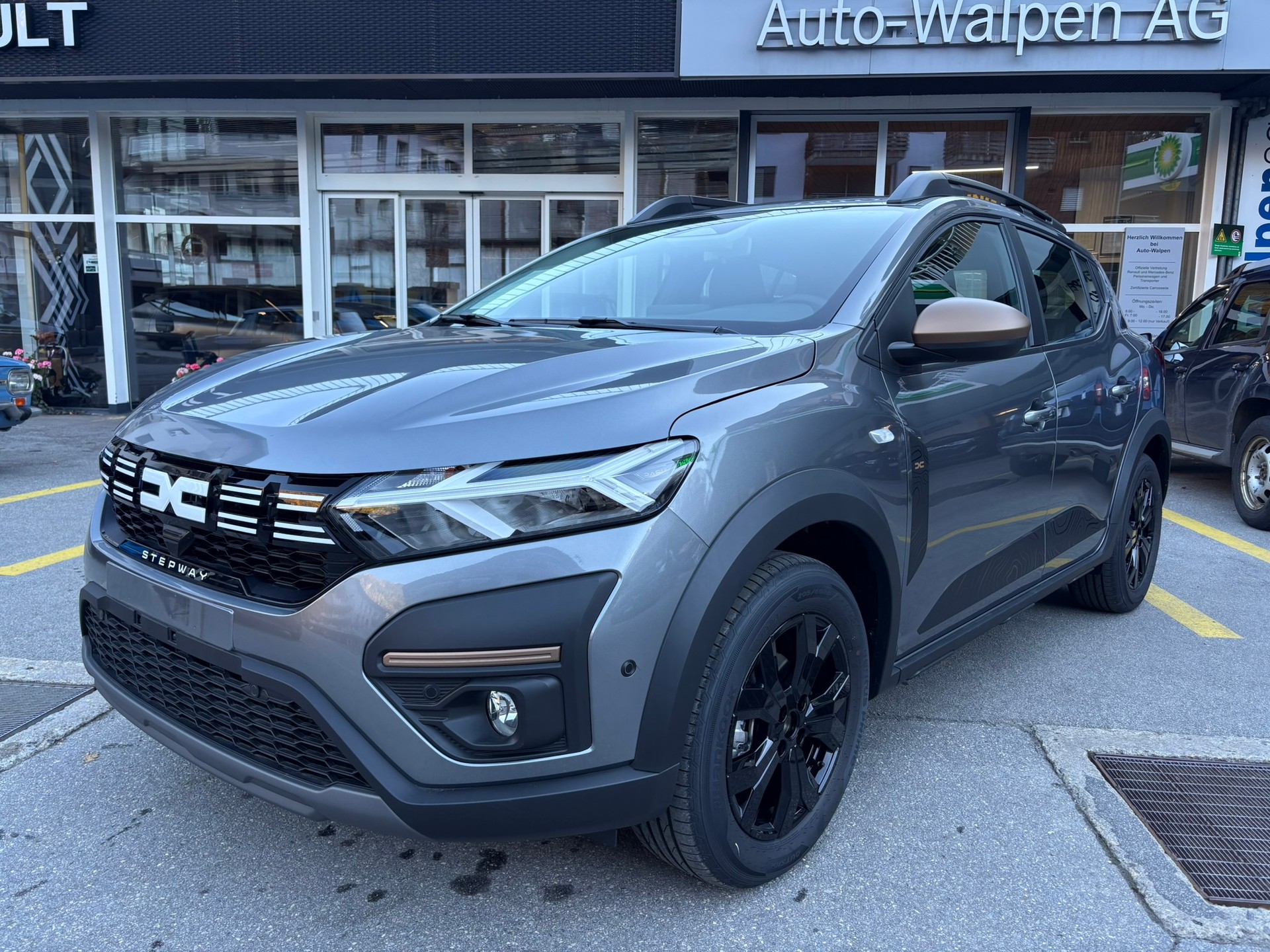 DACIA Sandero Stepway TCe 90 Extreme+ CVT