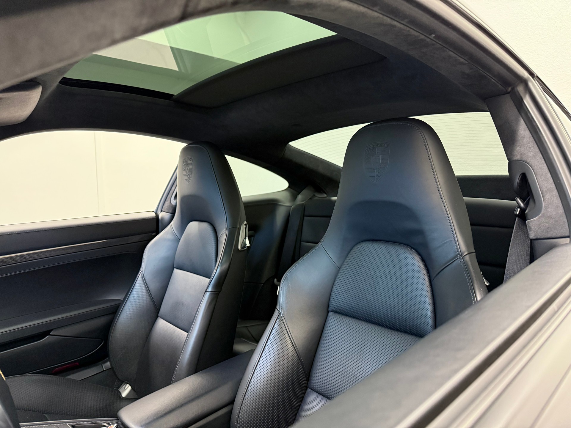 PORSCHE Turbo S - 14