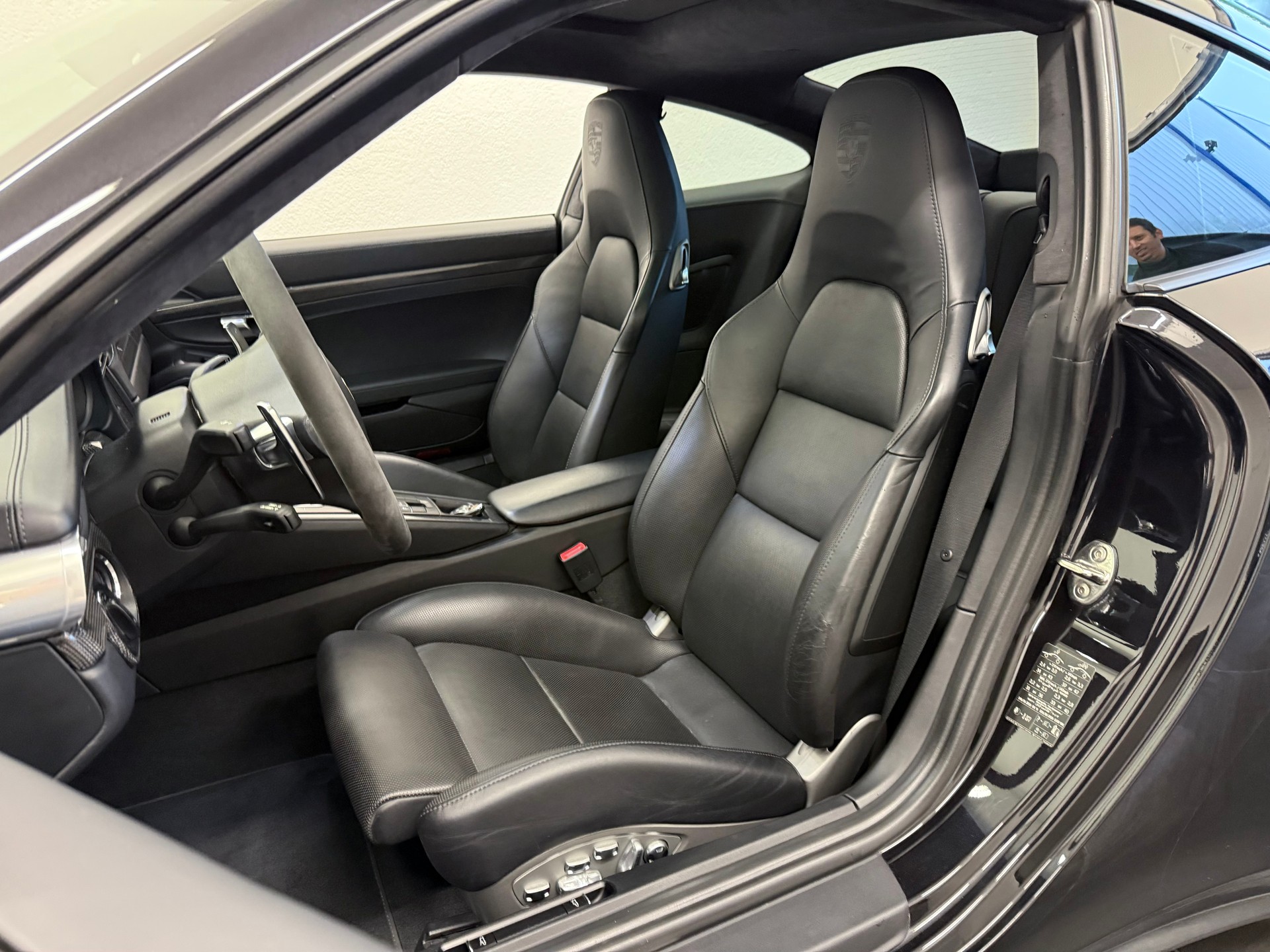 PORSCHE Turbo S - 12