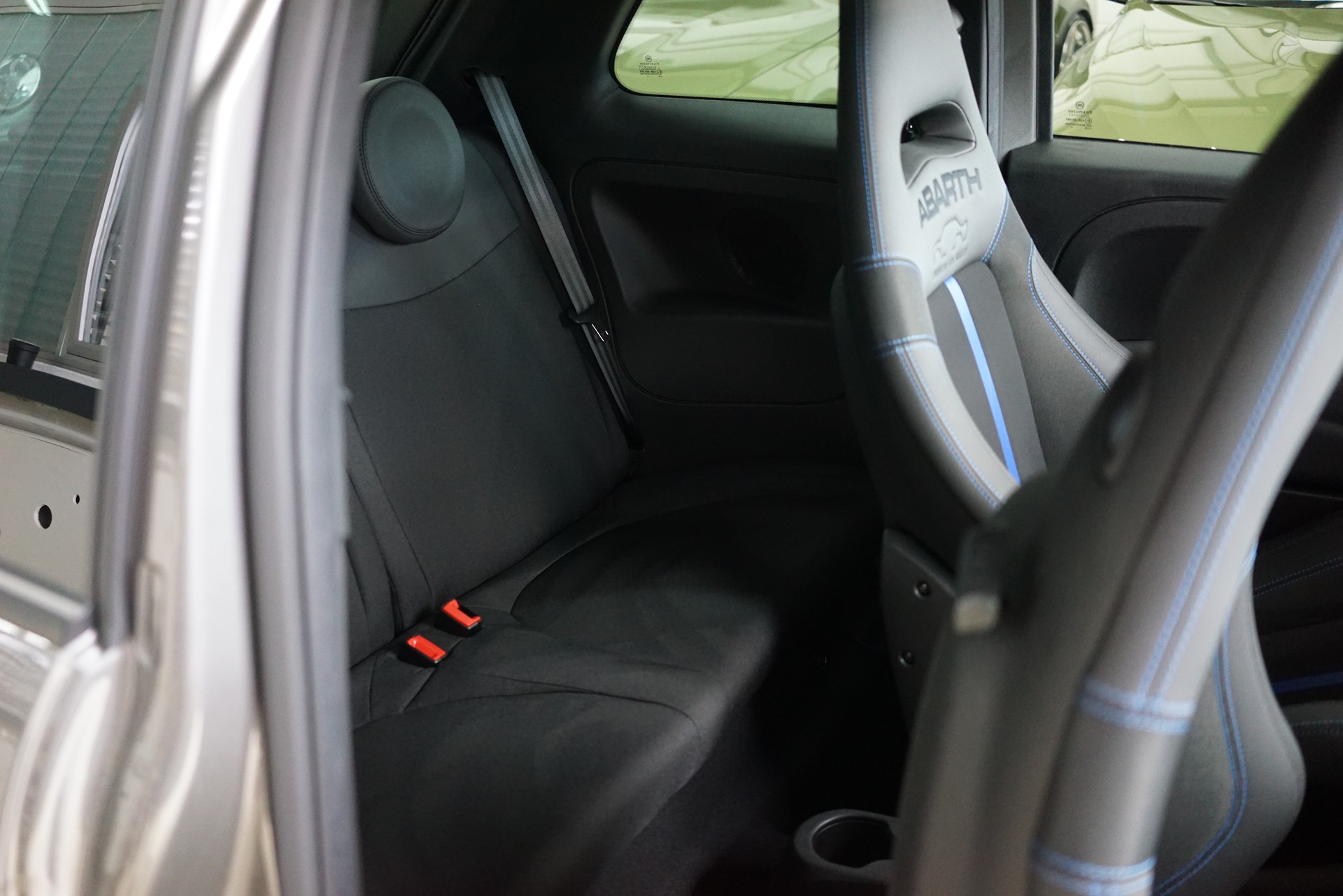 FIAT 695 1.4 16V Turbo Abarth Turismo - 31