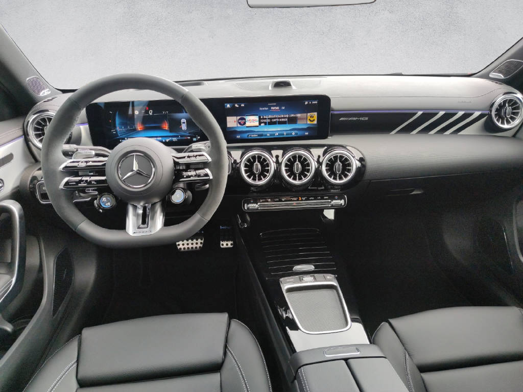 MERCEDES-BENZ A 45 S AMG 4matic+ - 14