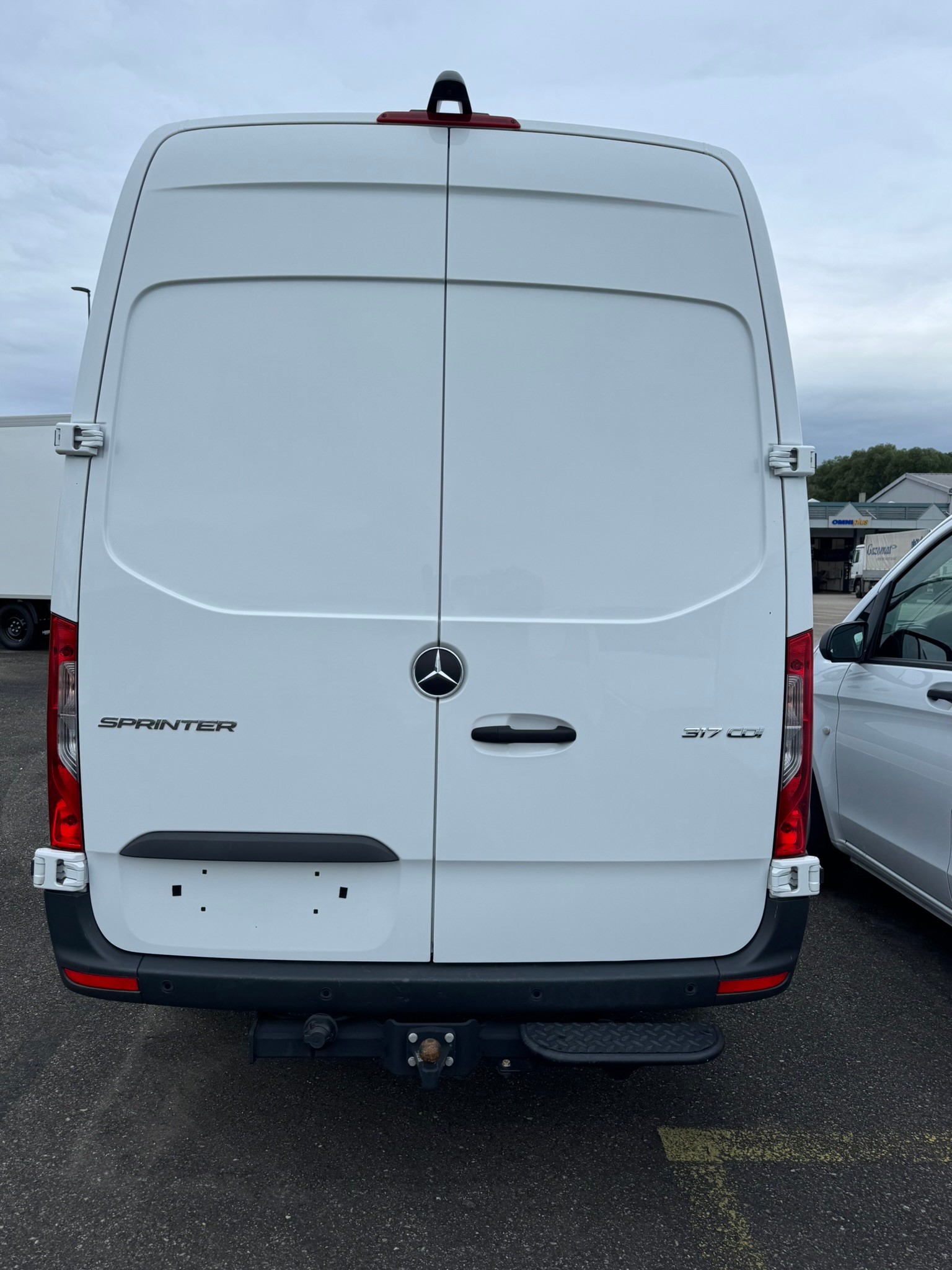 MERCEDES-BENZ Sprinter 317 CDI Standard 9G-TRONIC - 4