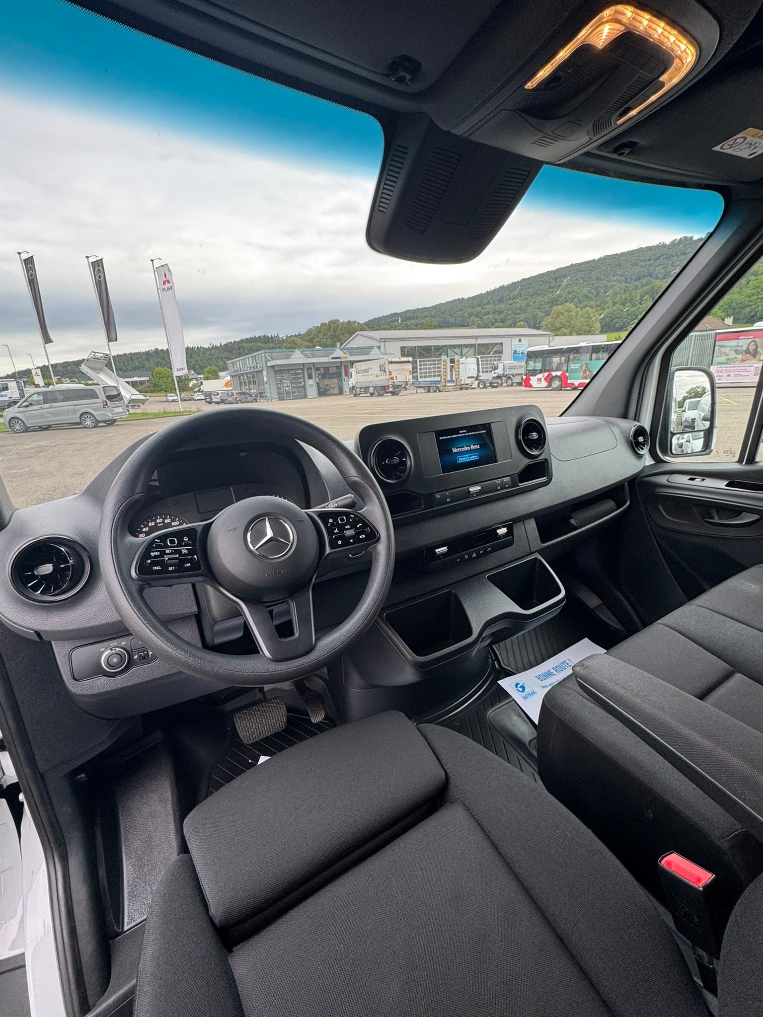 MERCEDES-BENZ Sprinter 317 CDI Standard 9G-TRONIC - 7