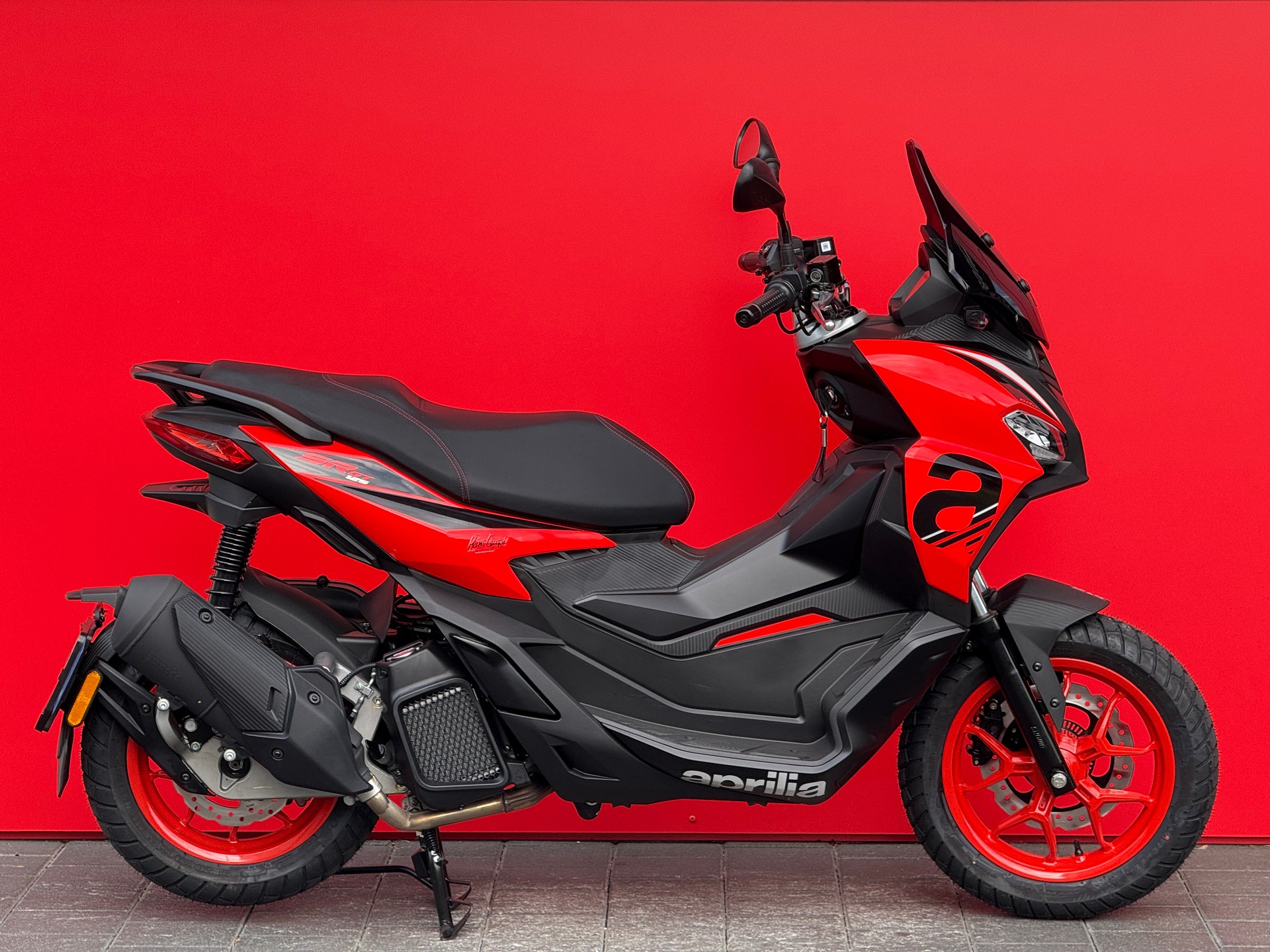APRILIA SR 200 GT Sport ABS E5+ - 16