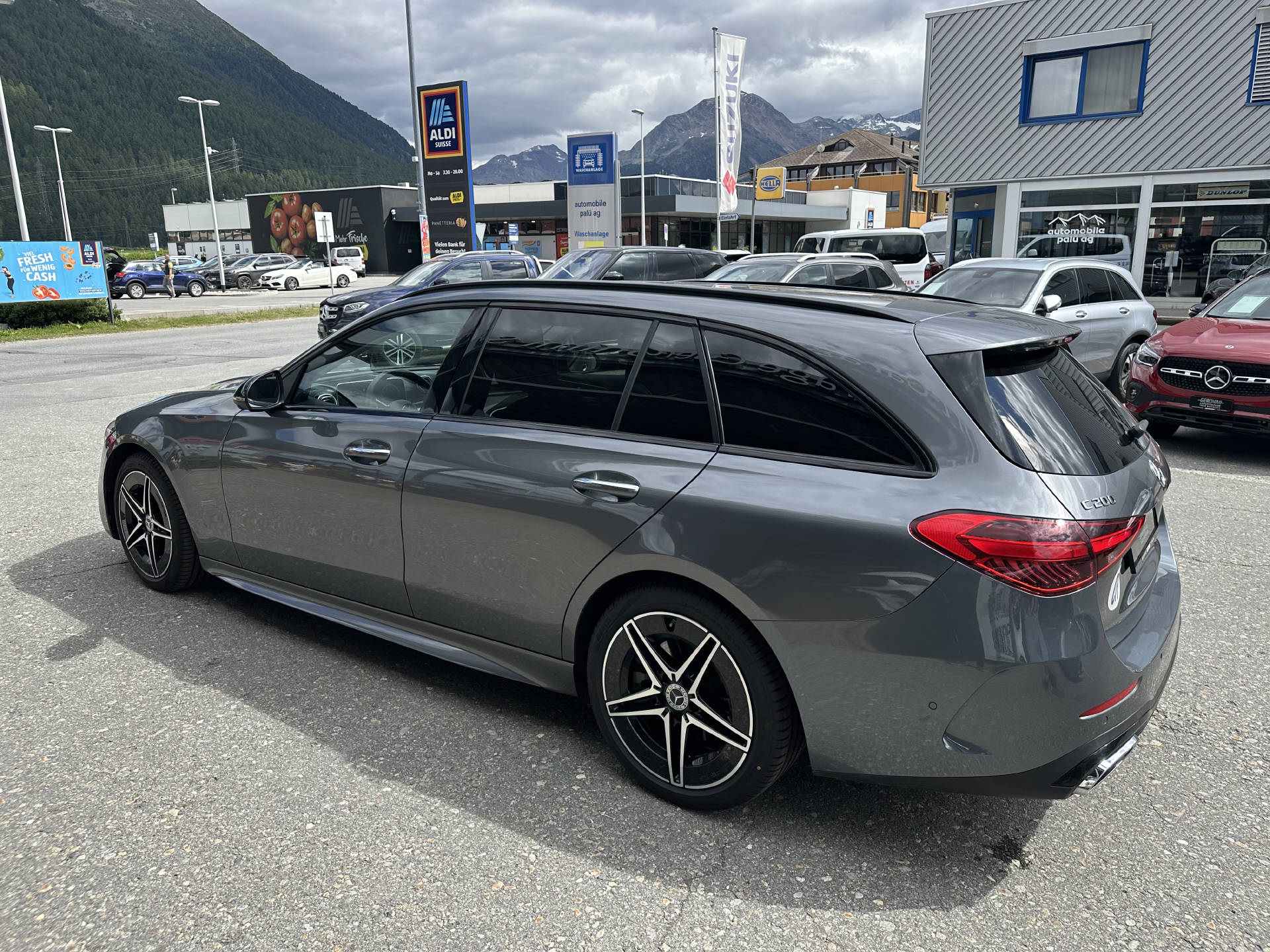 MERCEDES-BENZ C 200 AMG Line 4matic Kombi - 7